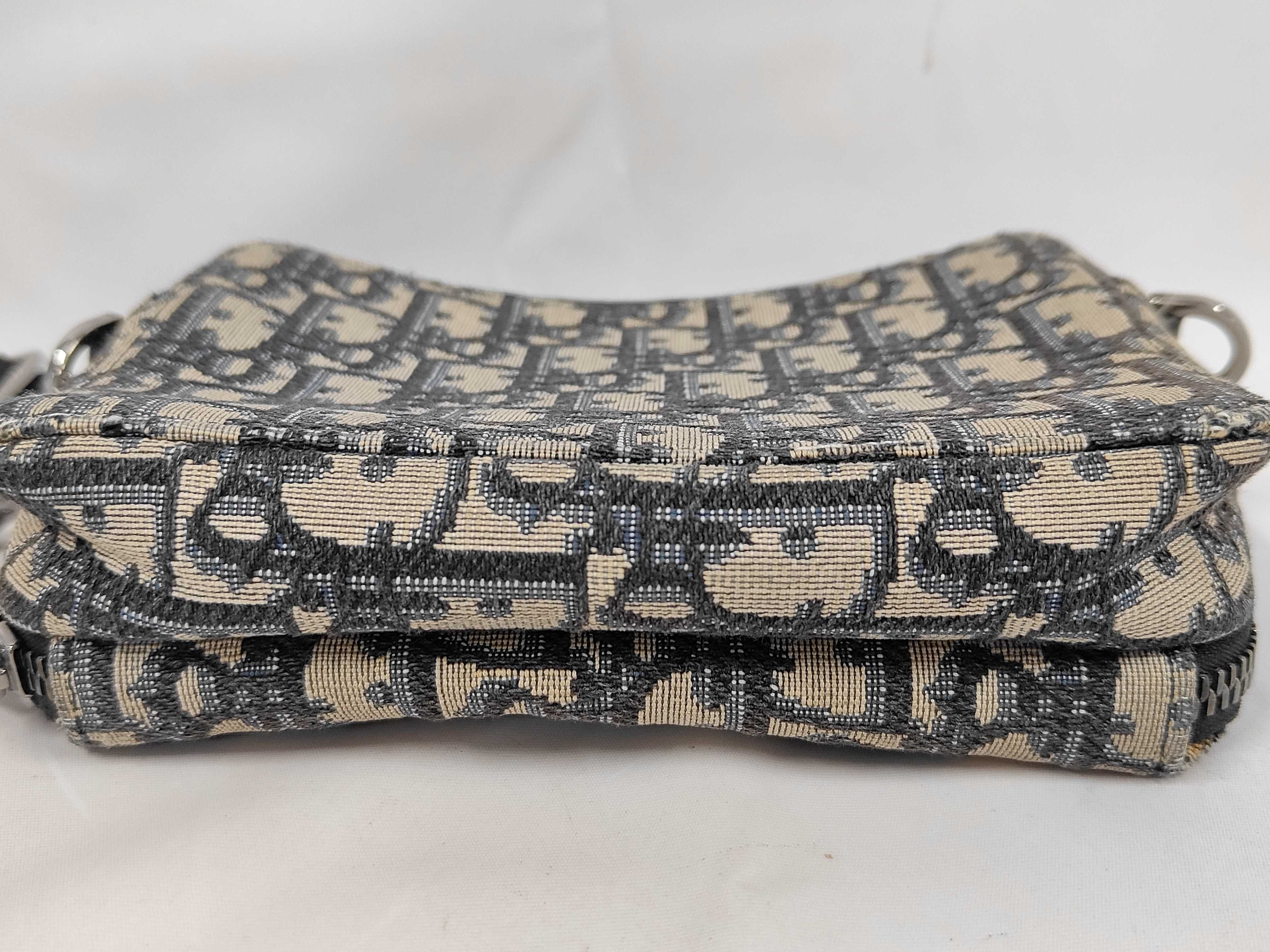 shoulder bag — view 4