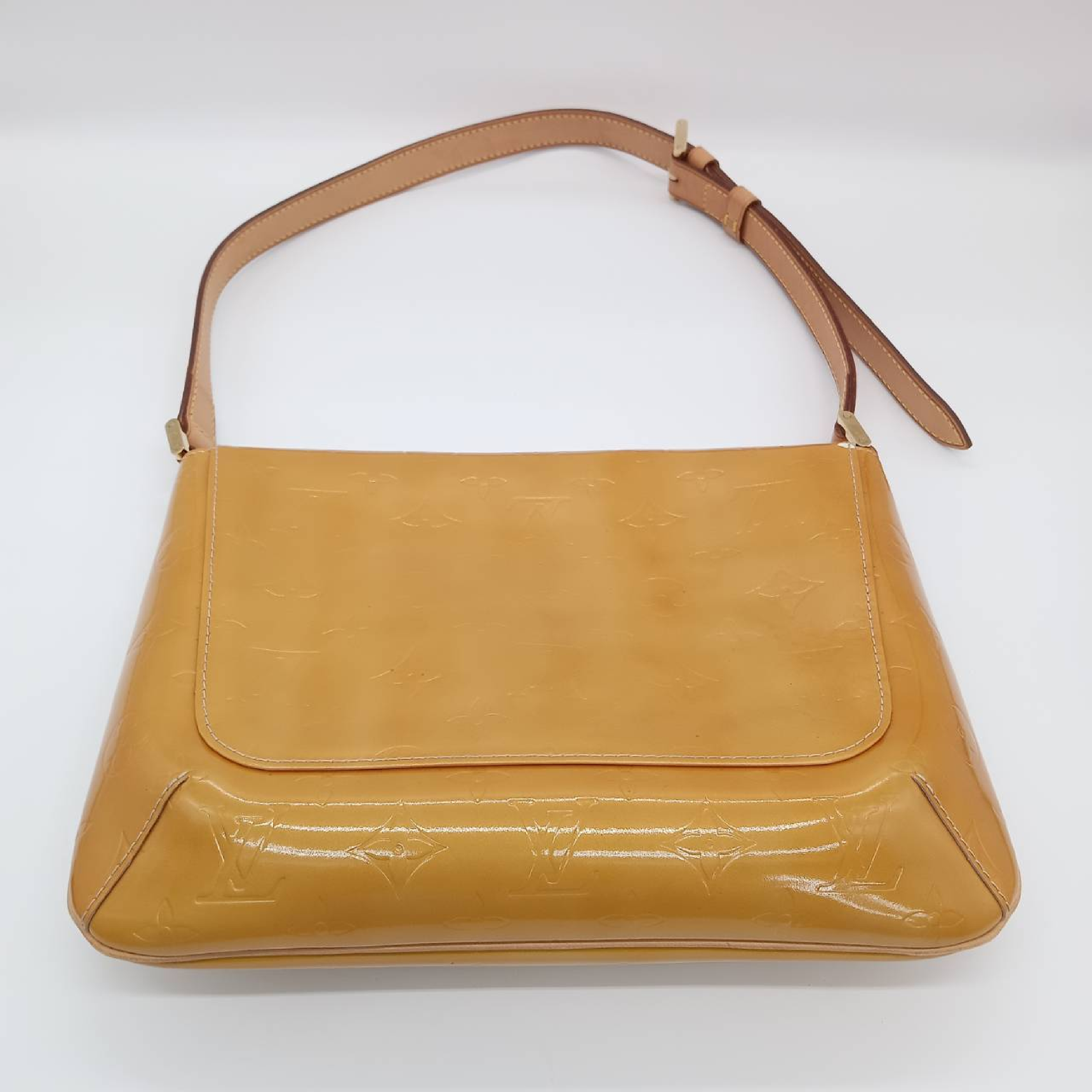 Monogram Vernis Thompson Street M91123 Shoulder Bag — view 2