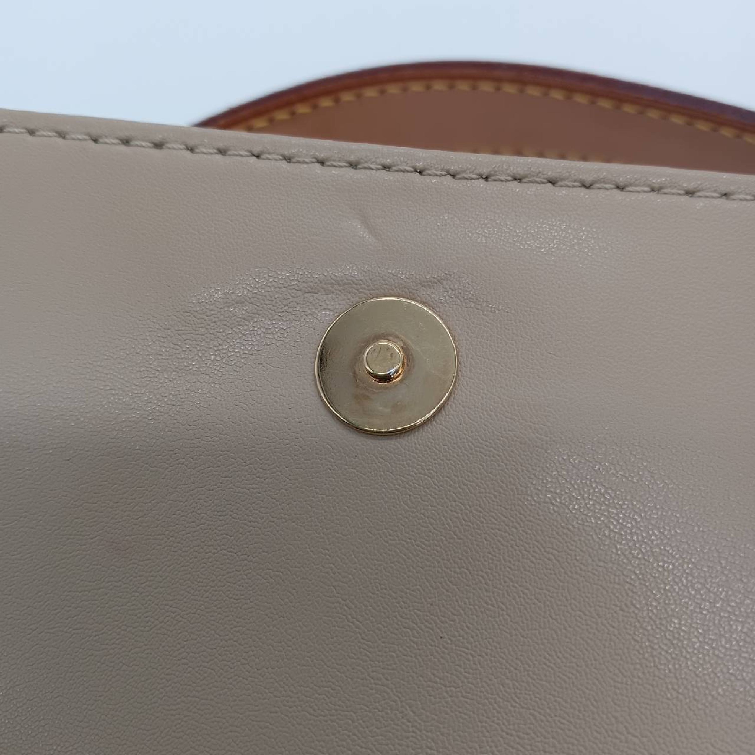 Monogram Vernis Thompson Street M91123 Shoulder Bag — view 13
