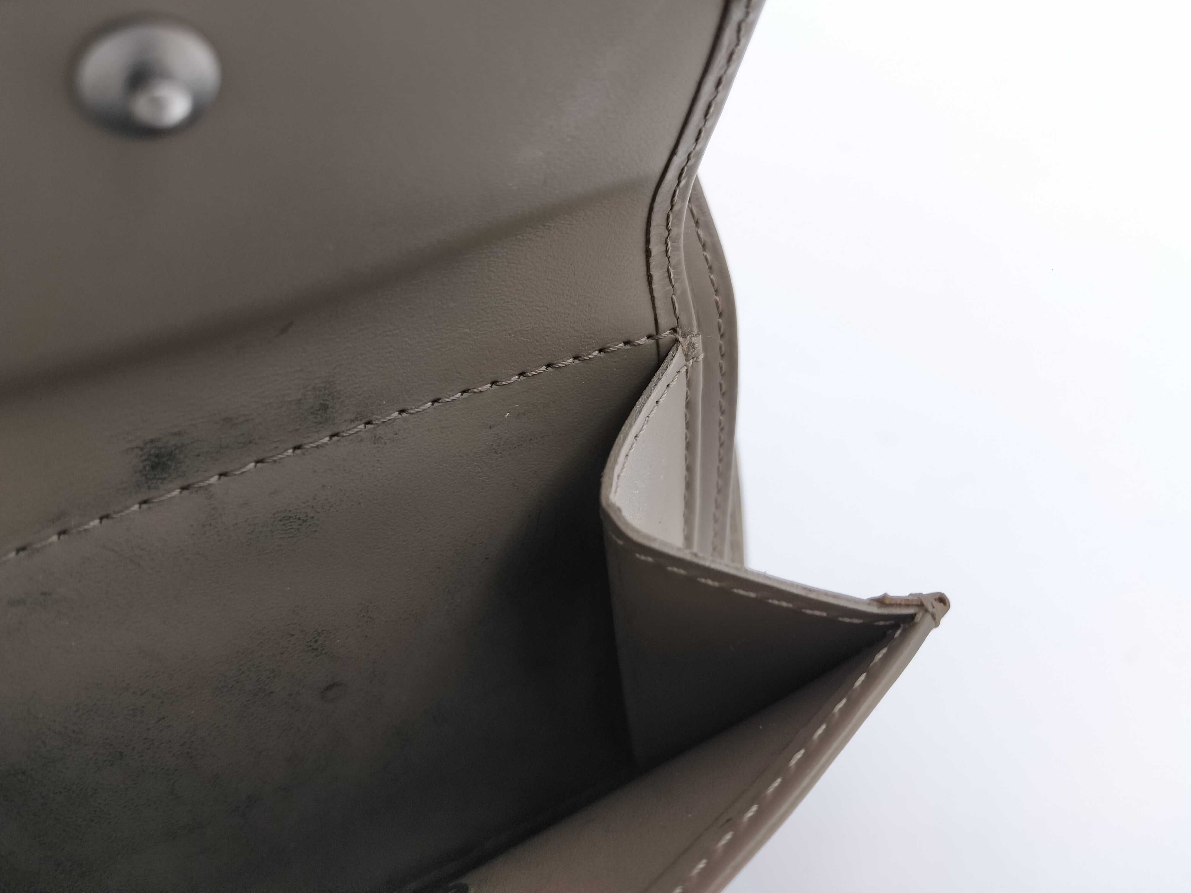 Epi Postville Compact Wallet — view 12