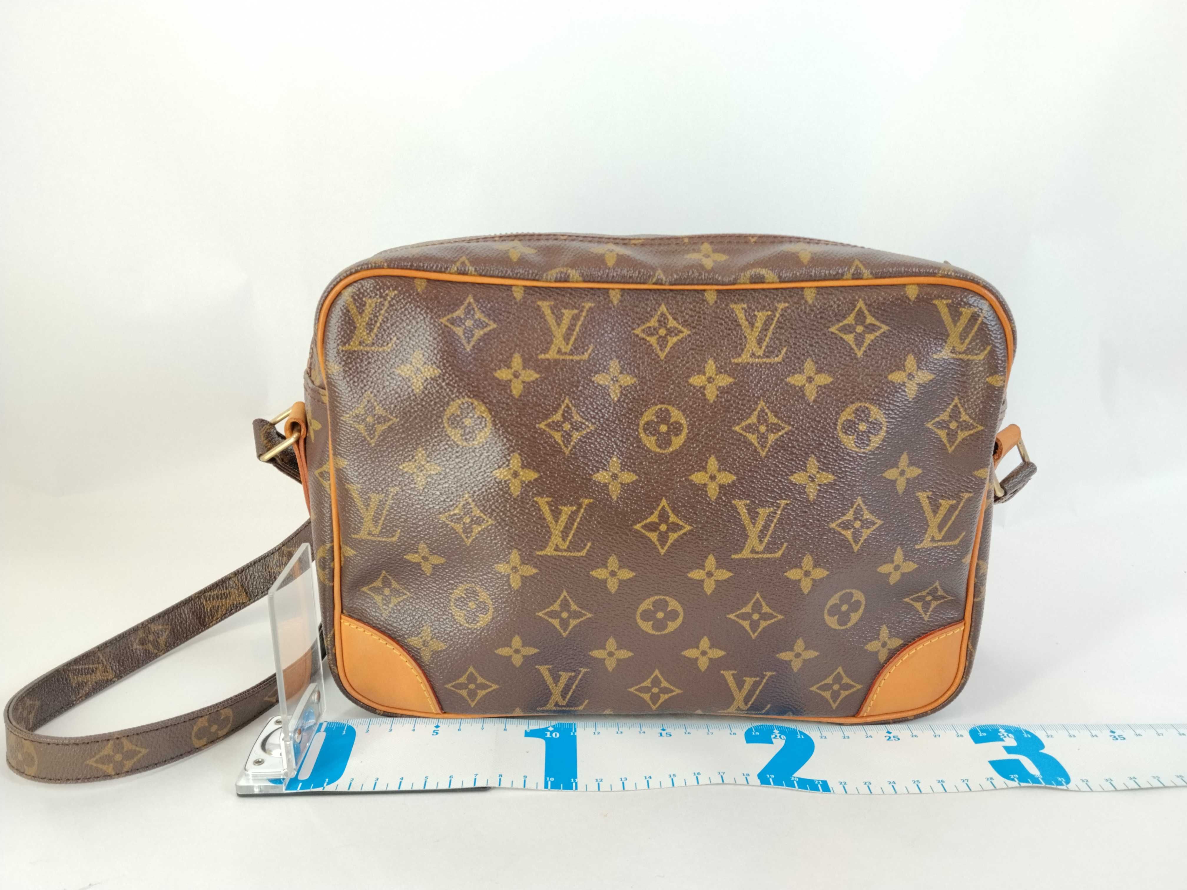 Monogram Nile Shoulder Bag M45244 — view 2