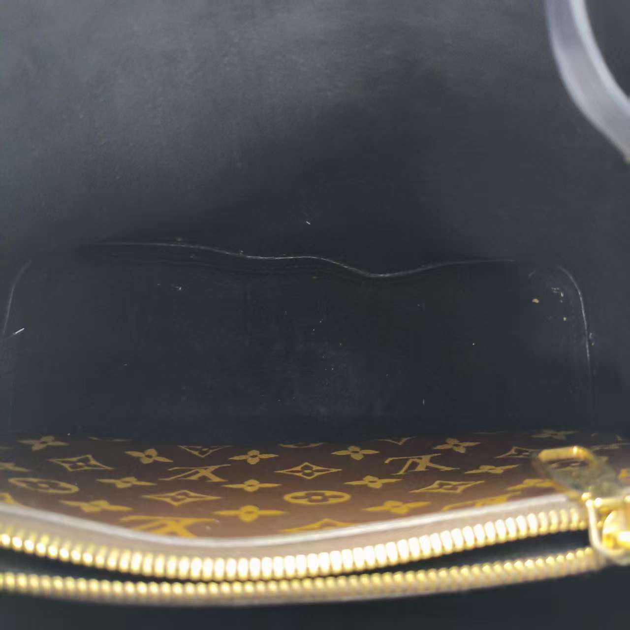 【*Shipped from: China*】LOUIS VUITTON NeoNoe PU Shoulder Bag — view 8