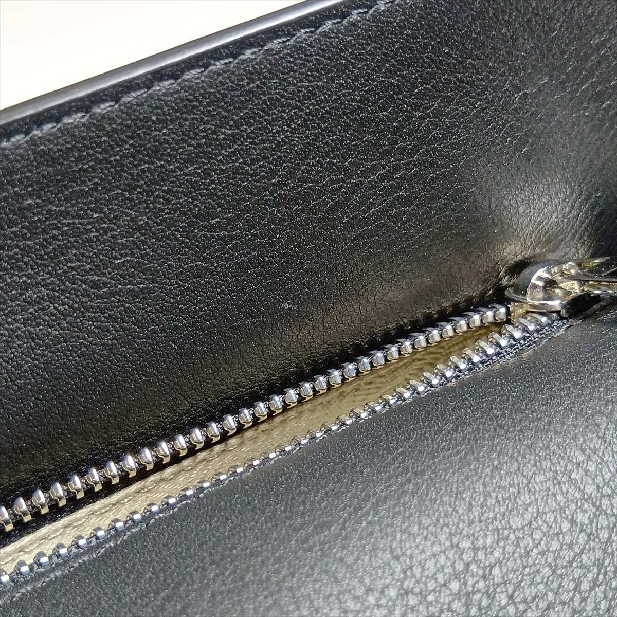 Puzzle Bag Small Leather 2-Way Handbag Black — view 14