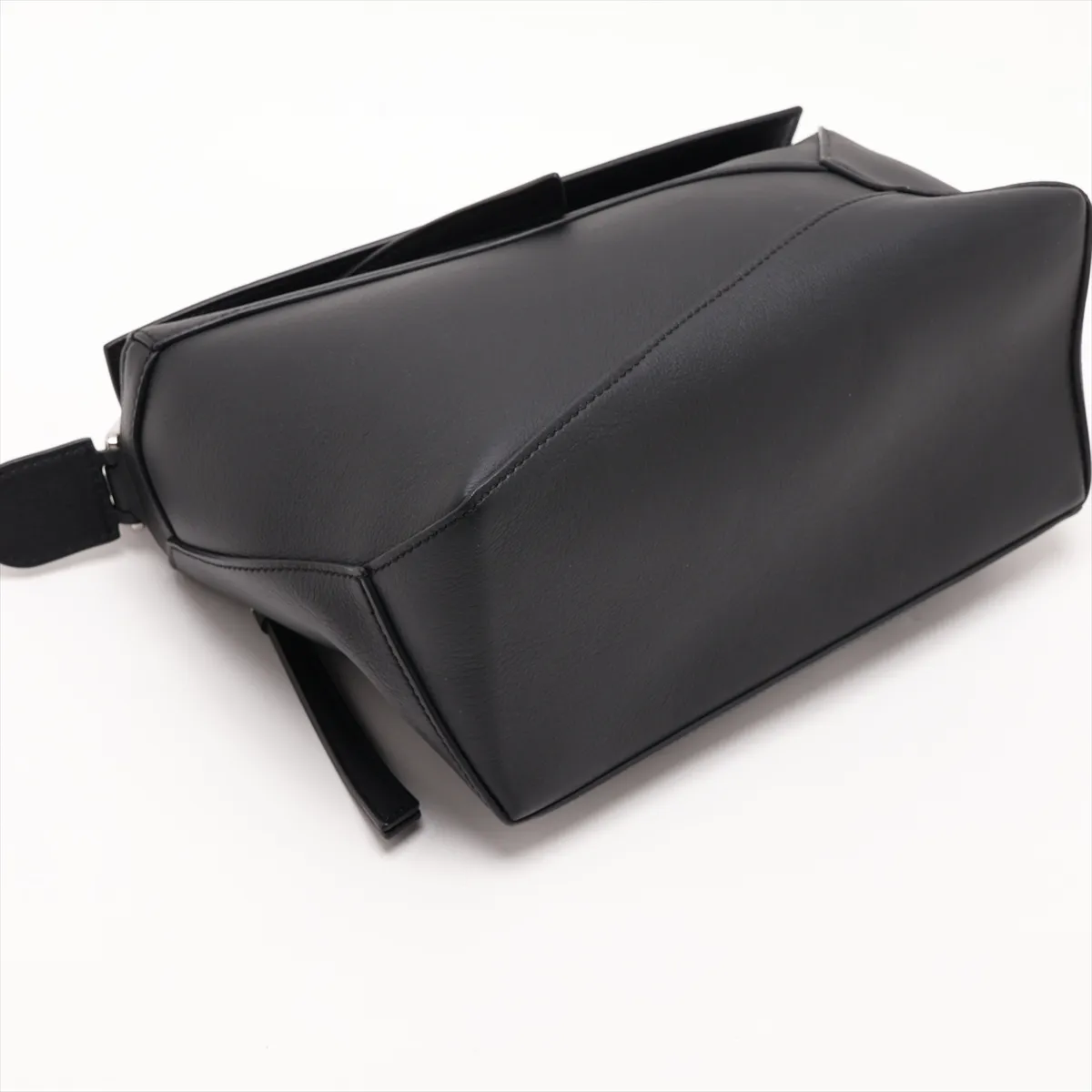 Puzzle Bag Small Leather 2-Way Handbag Black — view 4