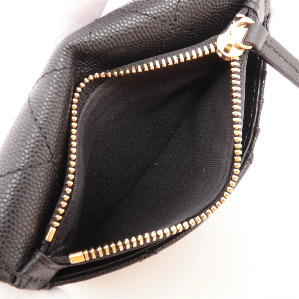 Matelassé Caviar Skin Fragment Case, Black with Gold Hardware, P7TA1074 — view 7