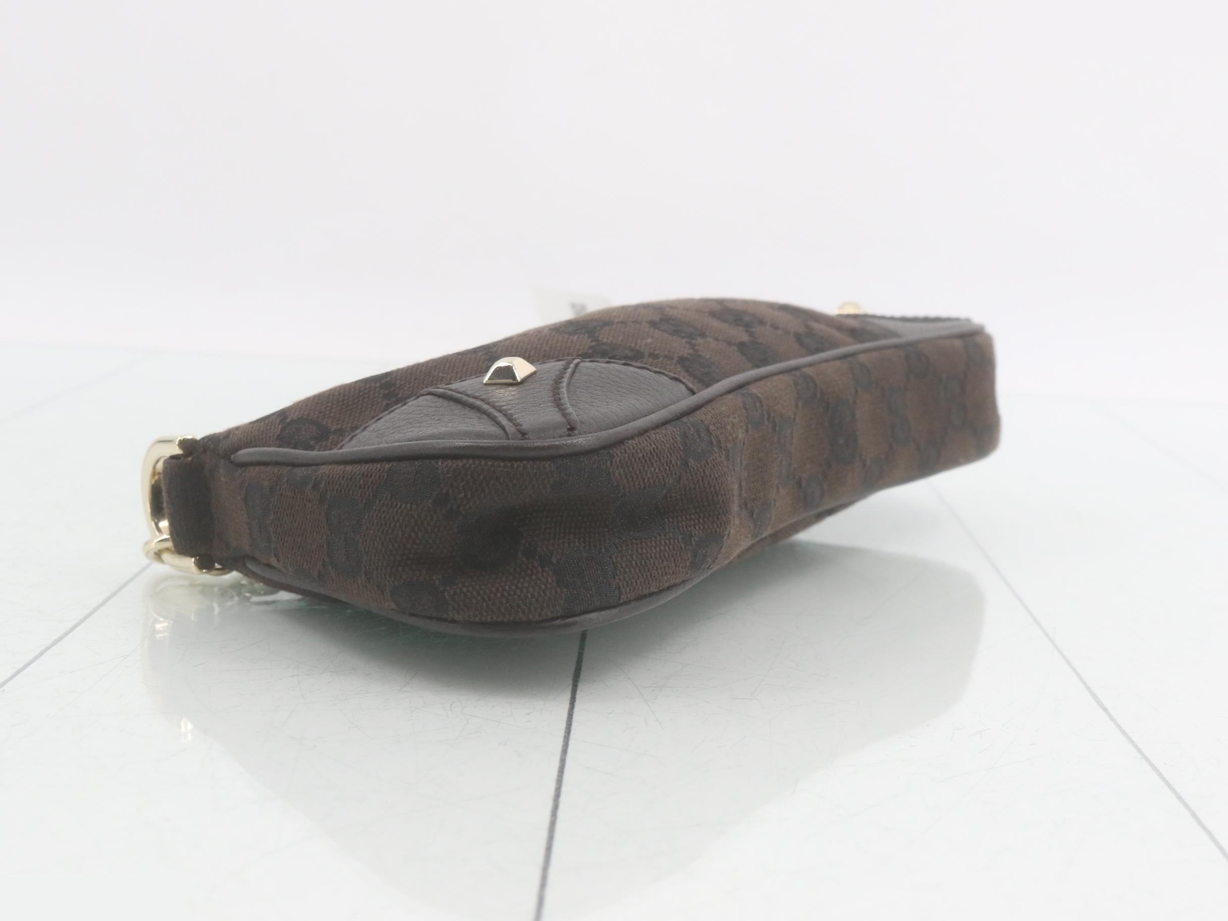 GG Canvas (Bag) - Shoulder Bag — view 5