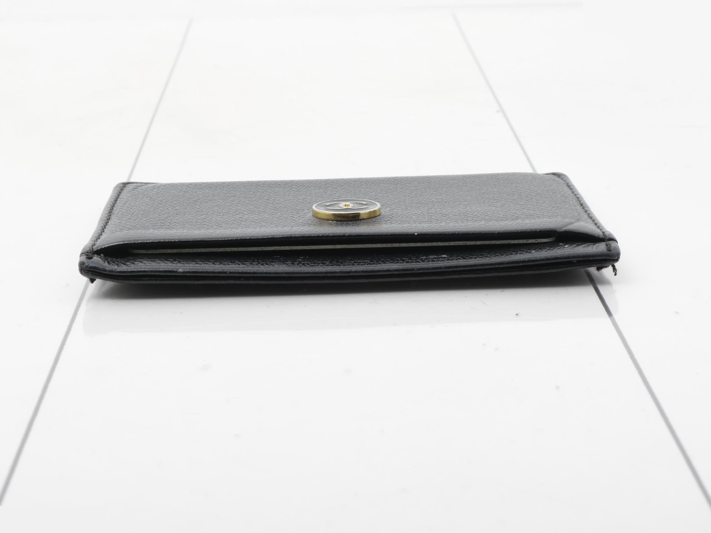 Caviar skin (bag) card case — view 3
