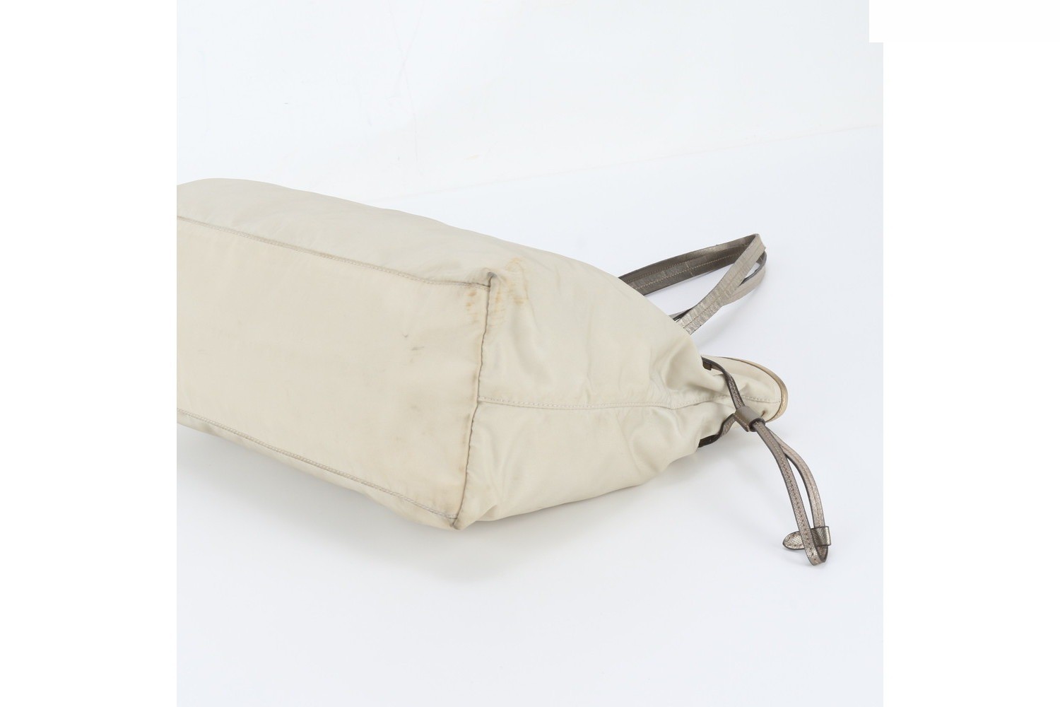 Tessuto Nylon Leather Tote Bag (Shoulder Bag) — view 4