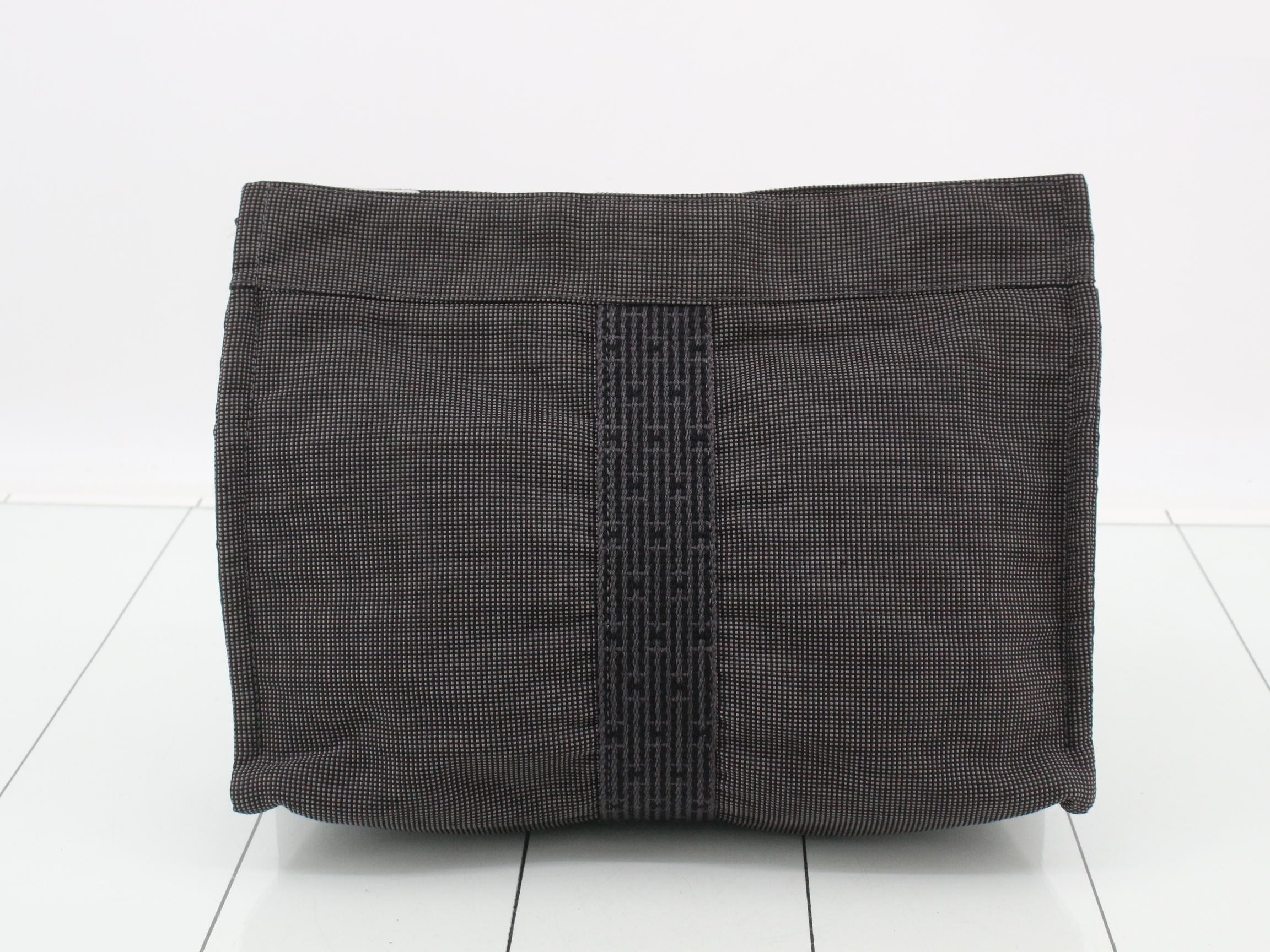 Clutch bag