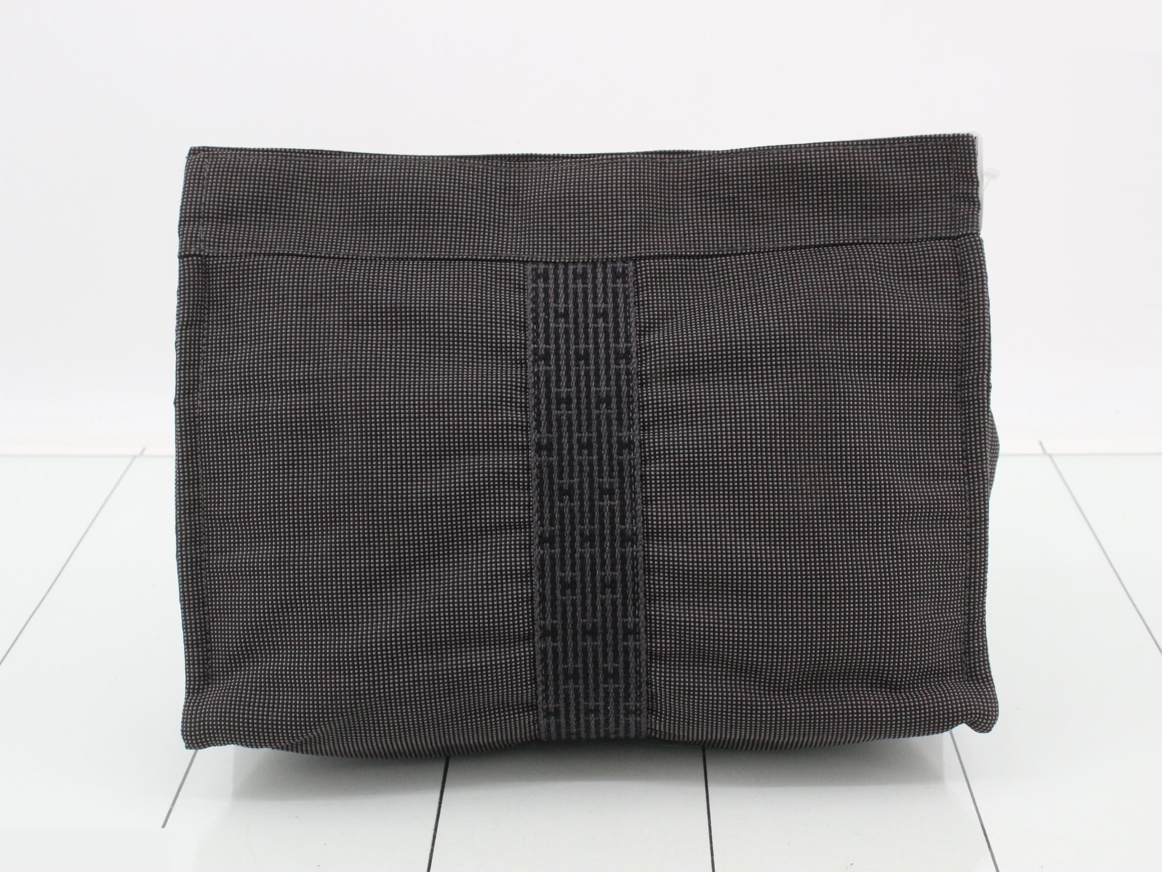 Clutch bag — view 2