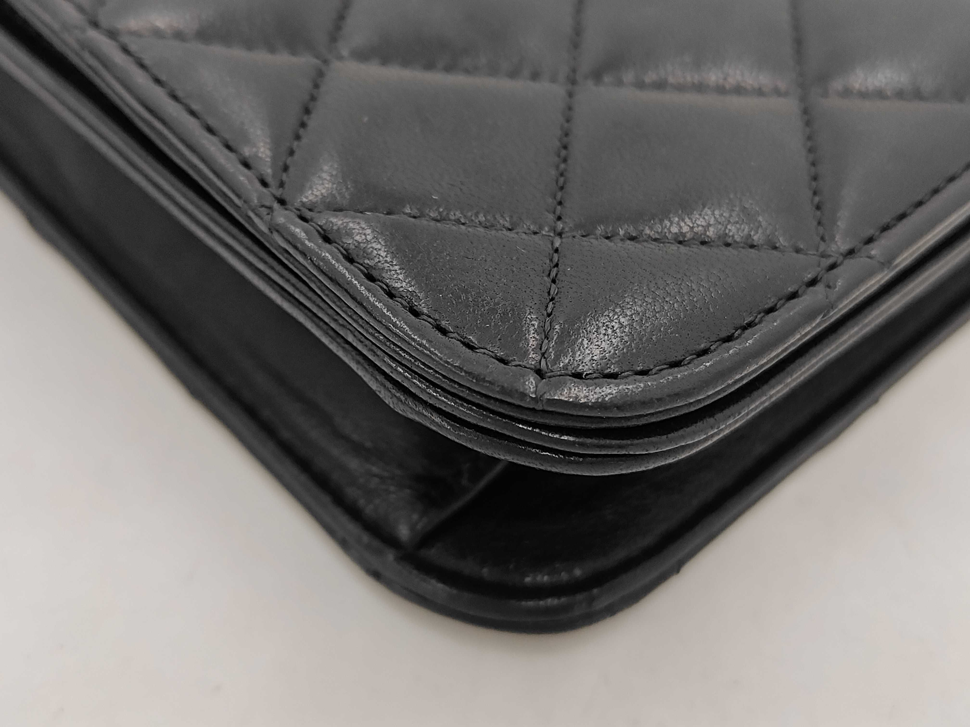 Matelassé Lambskin Push-Lock Chain Shoulder Bag (with seal) — view 4