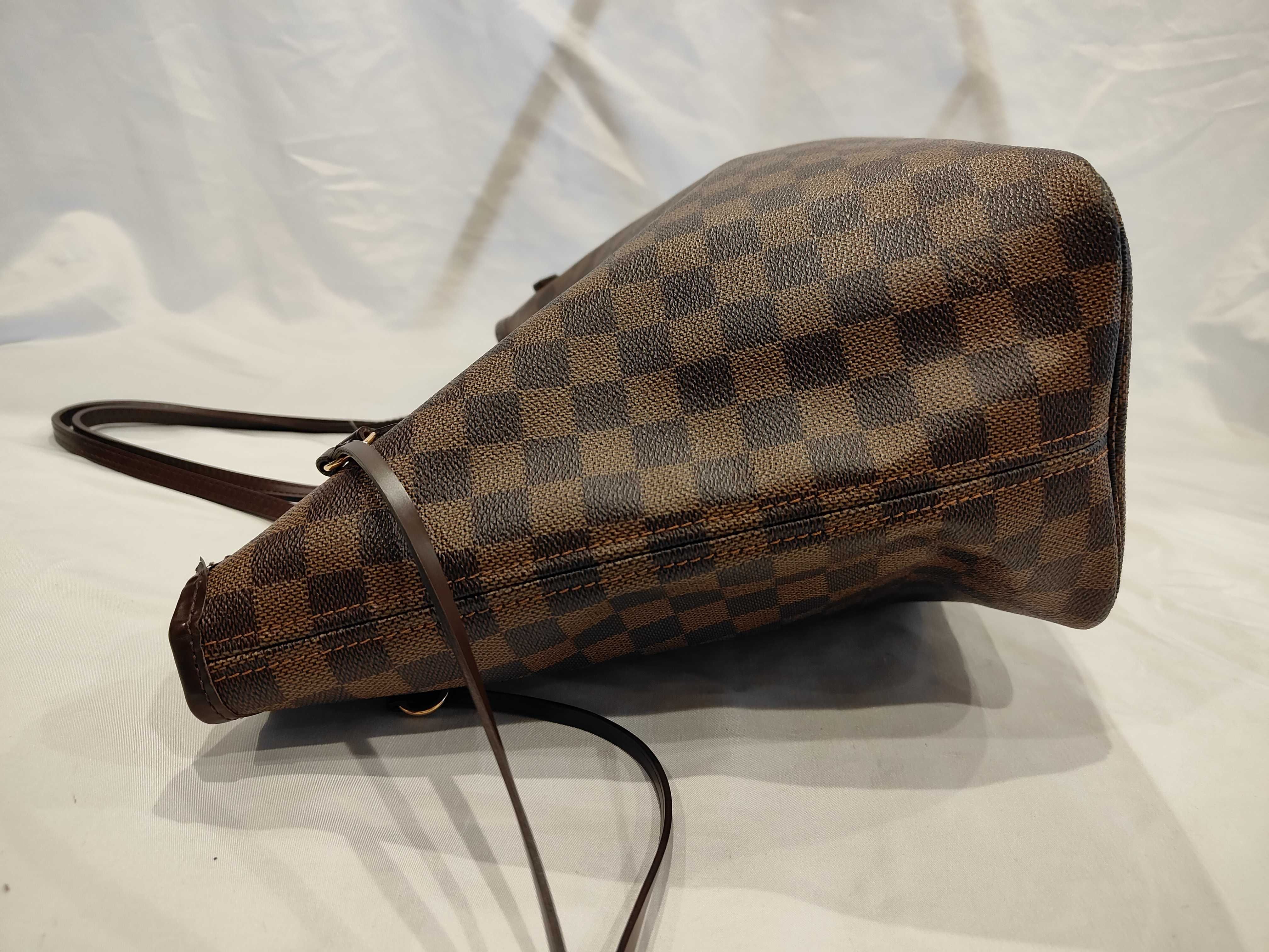 Damier Neverfull MM Tote Bag (without pouch) — view 5