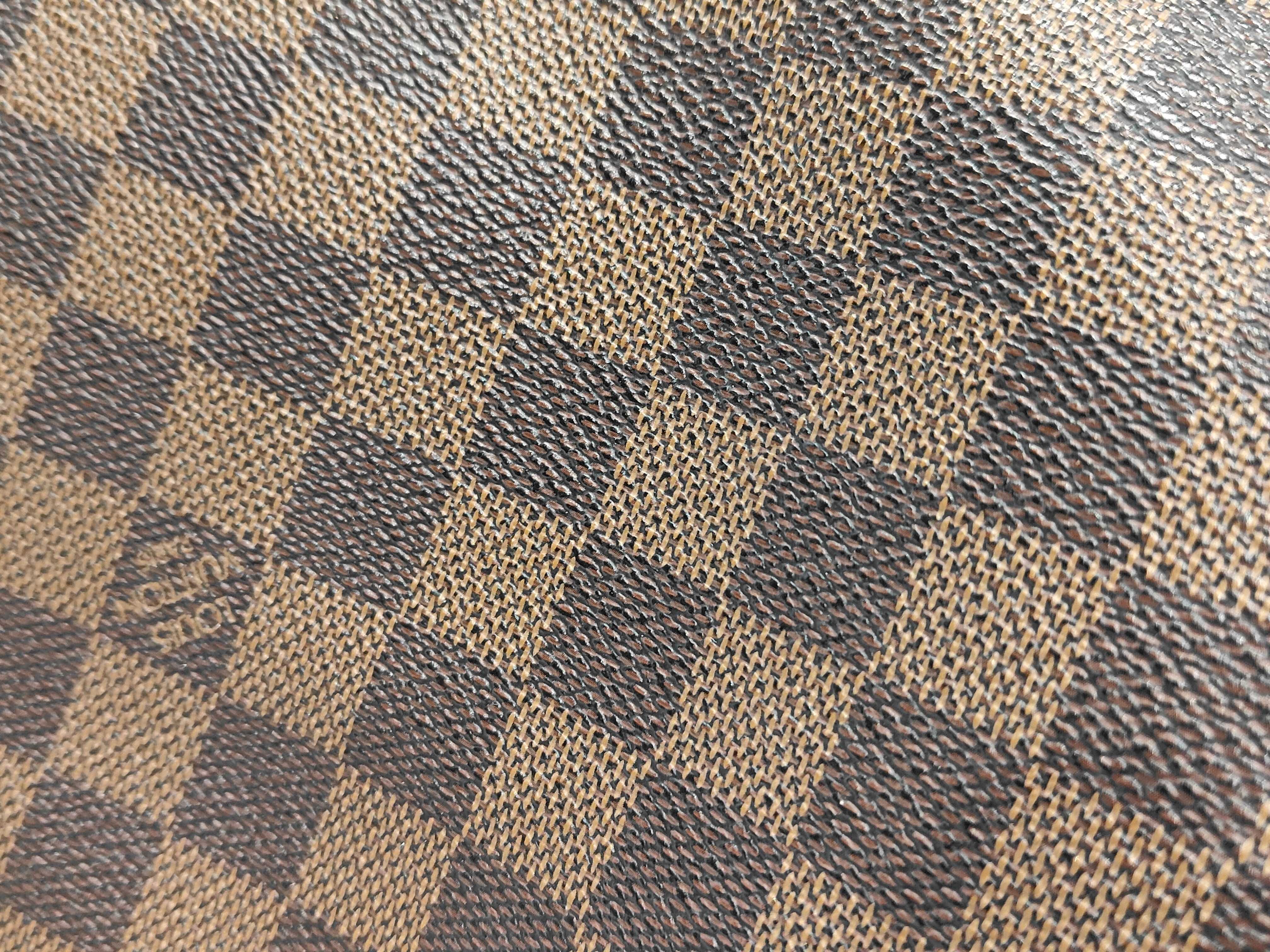 Damier Neverfull MM Tote Bag (without pouch) — view 9