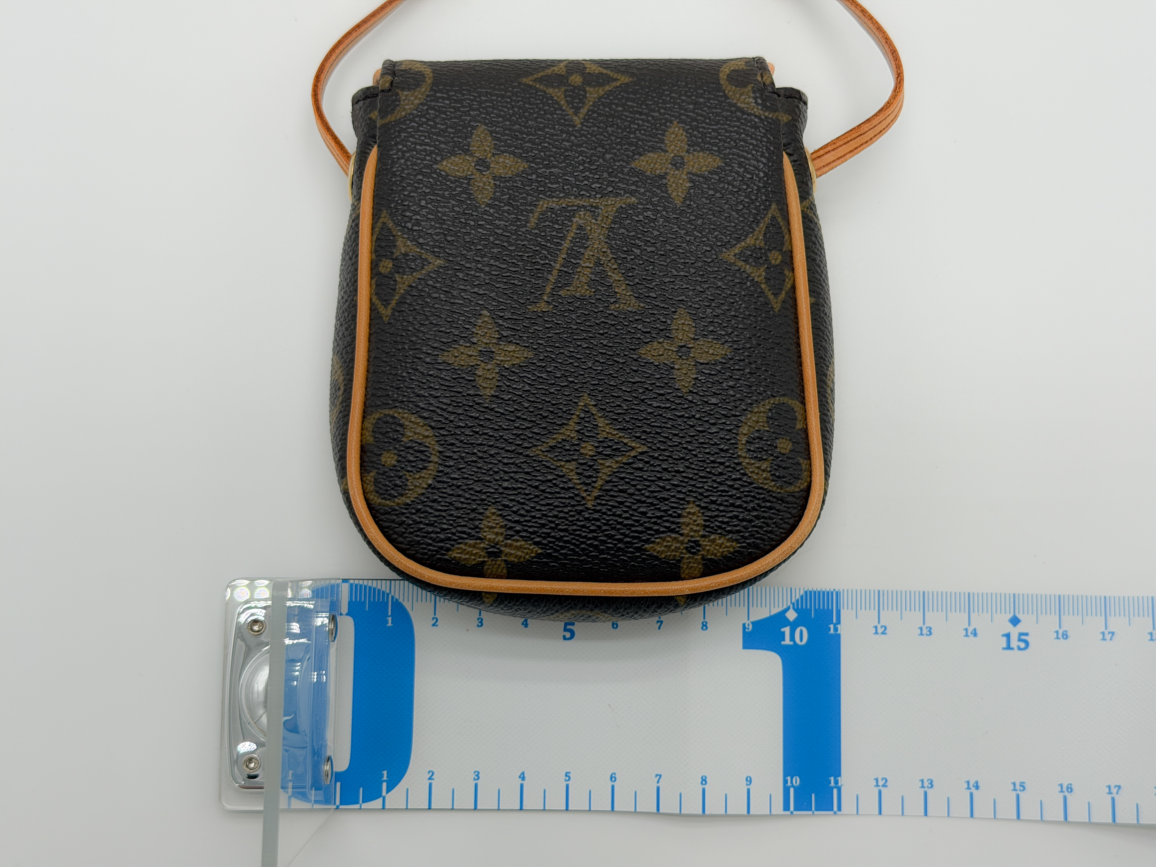 Monogram M60018 Pochette Cancun Shoulder Bag — view 2