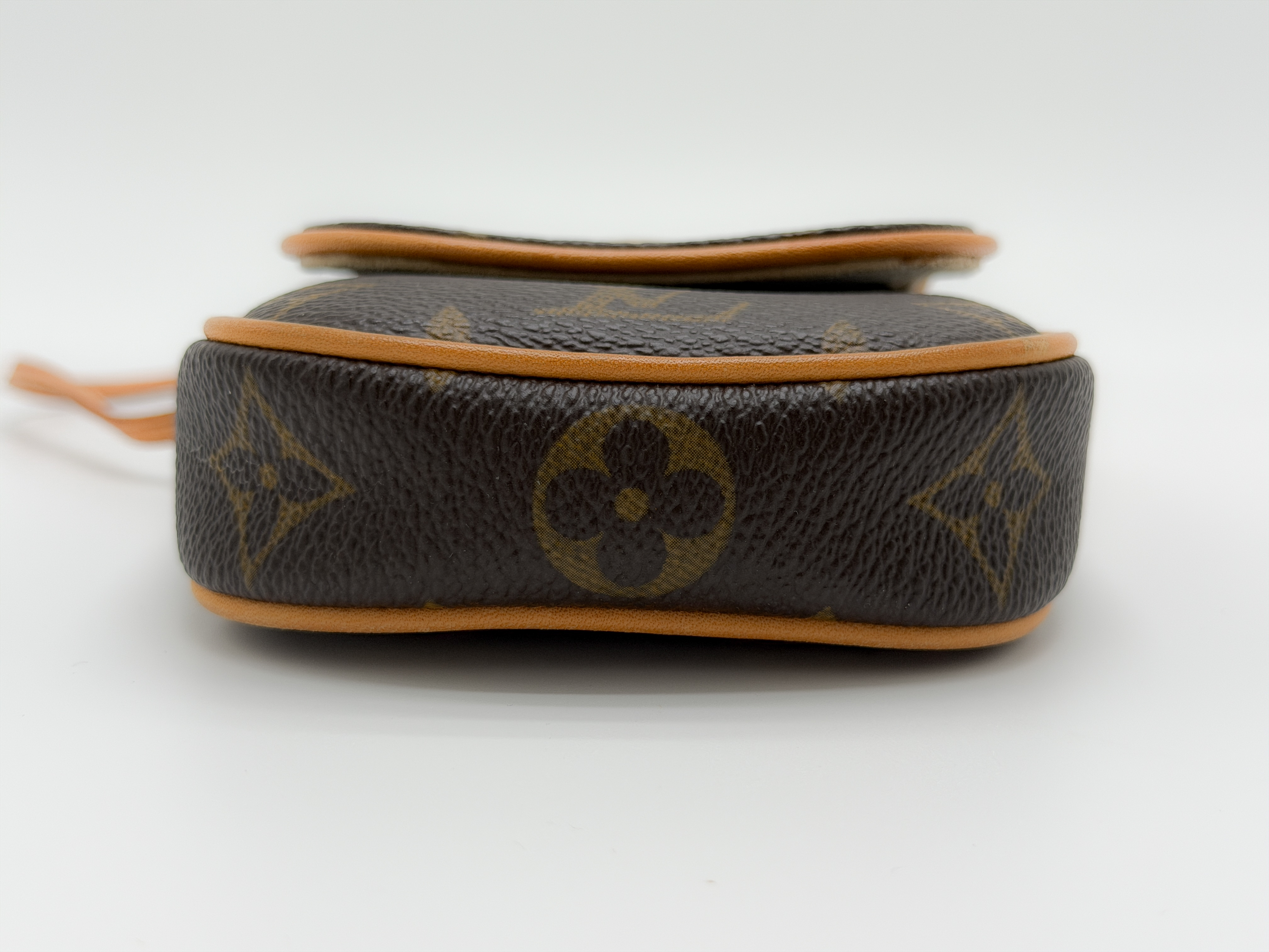Monogram M60018 Pochette Cancun Shoulder Bag — view 8