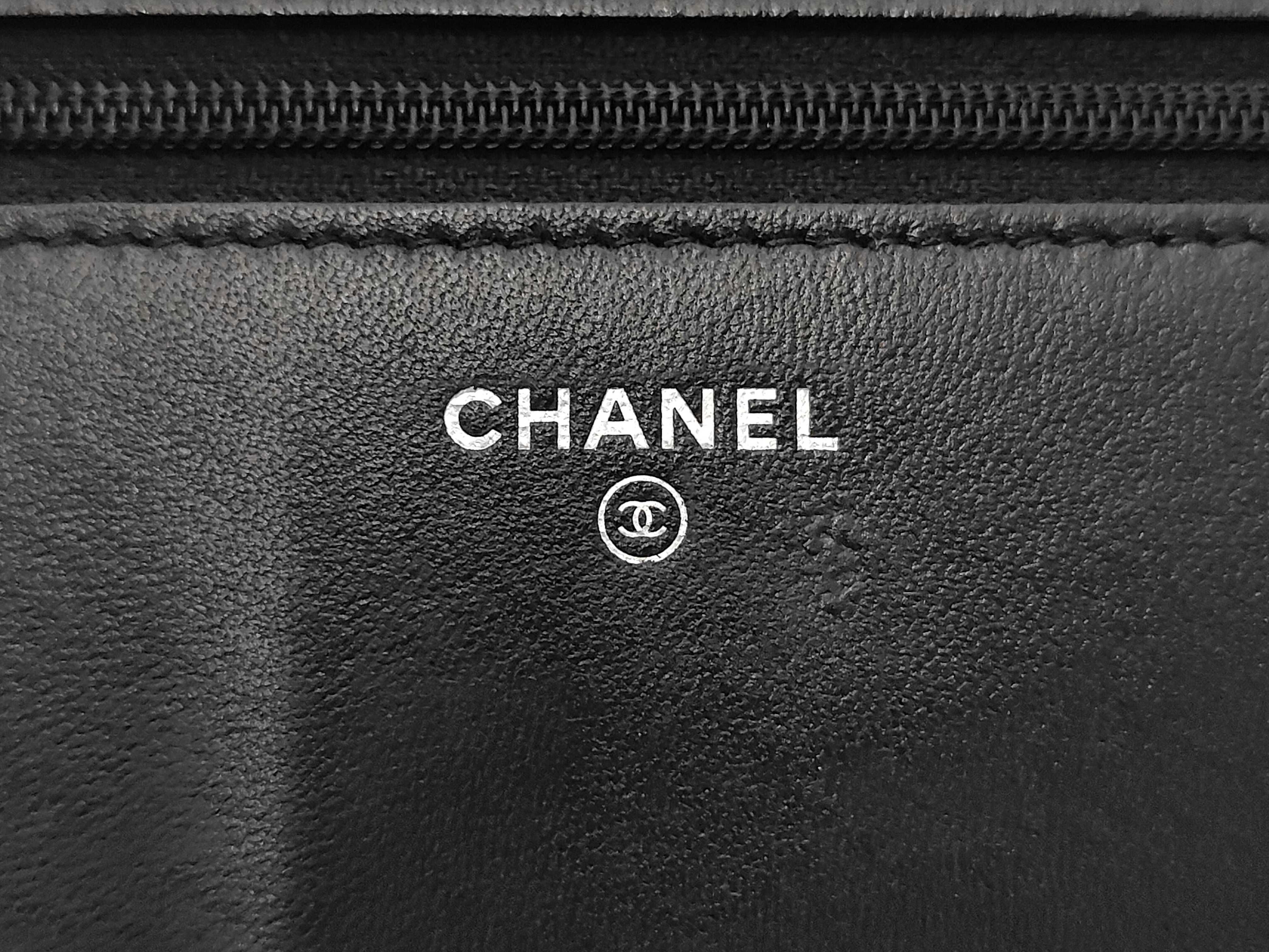 WOC Chain Bag Shoulder Bag — view 11