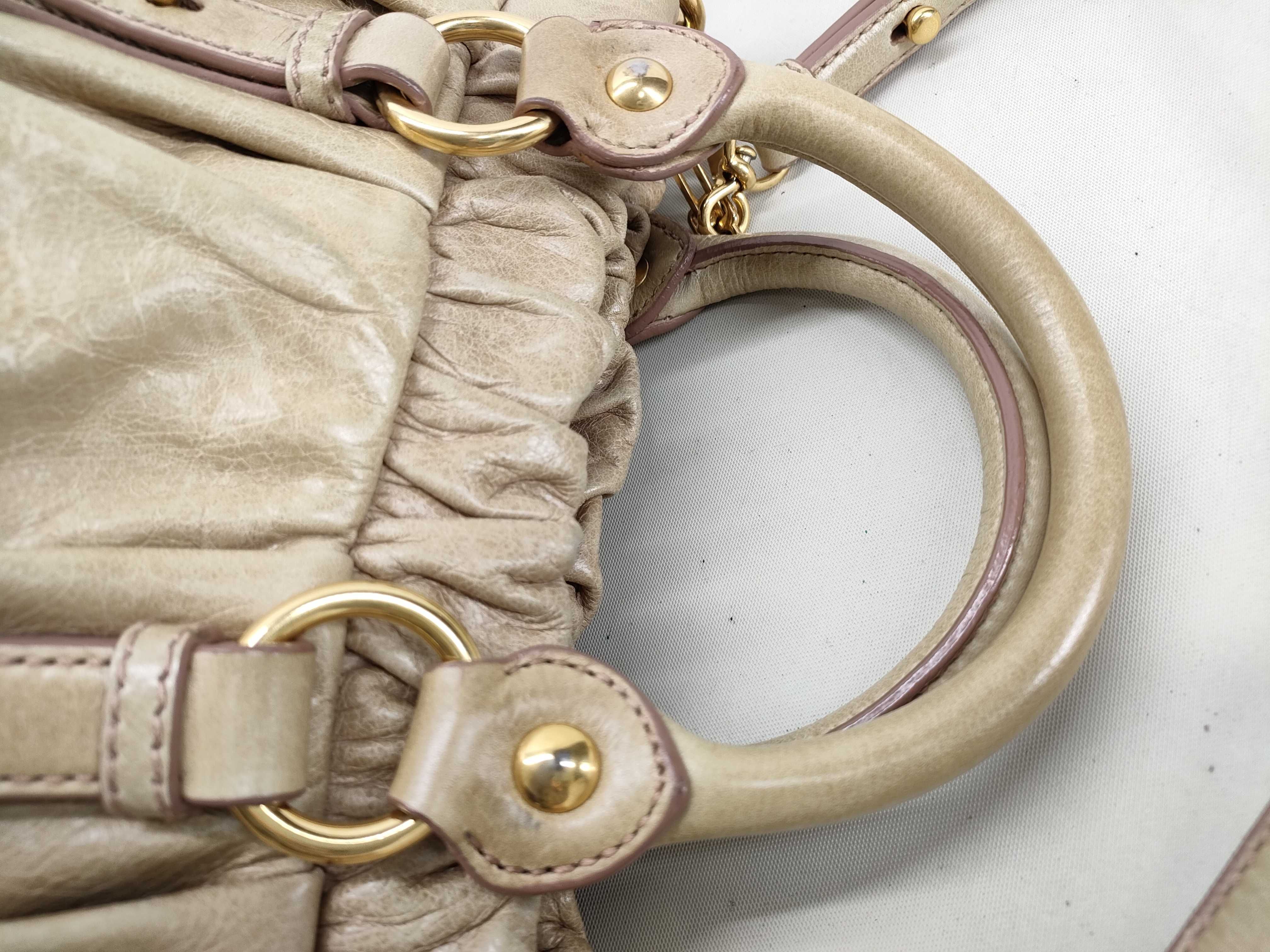 Vitello Luxe 2-Way Bag, Beige Handbag — view 5
