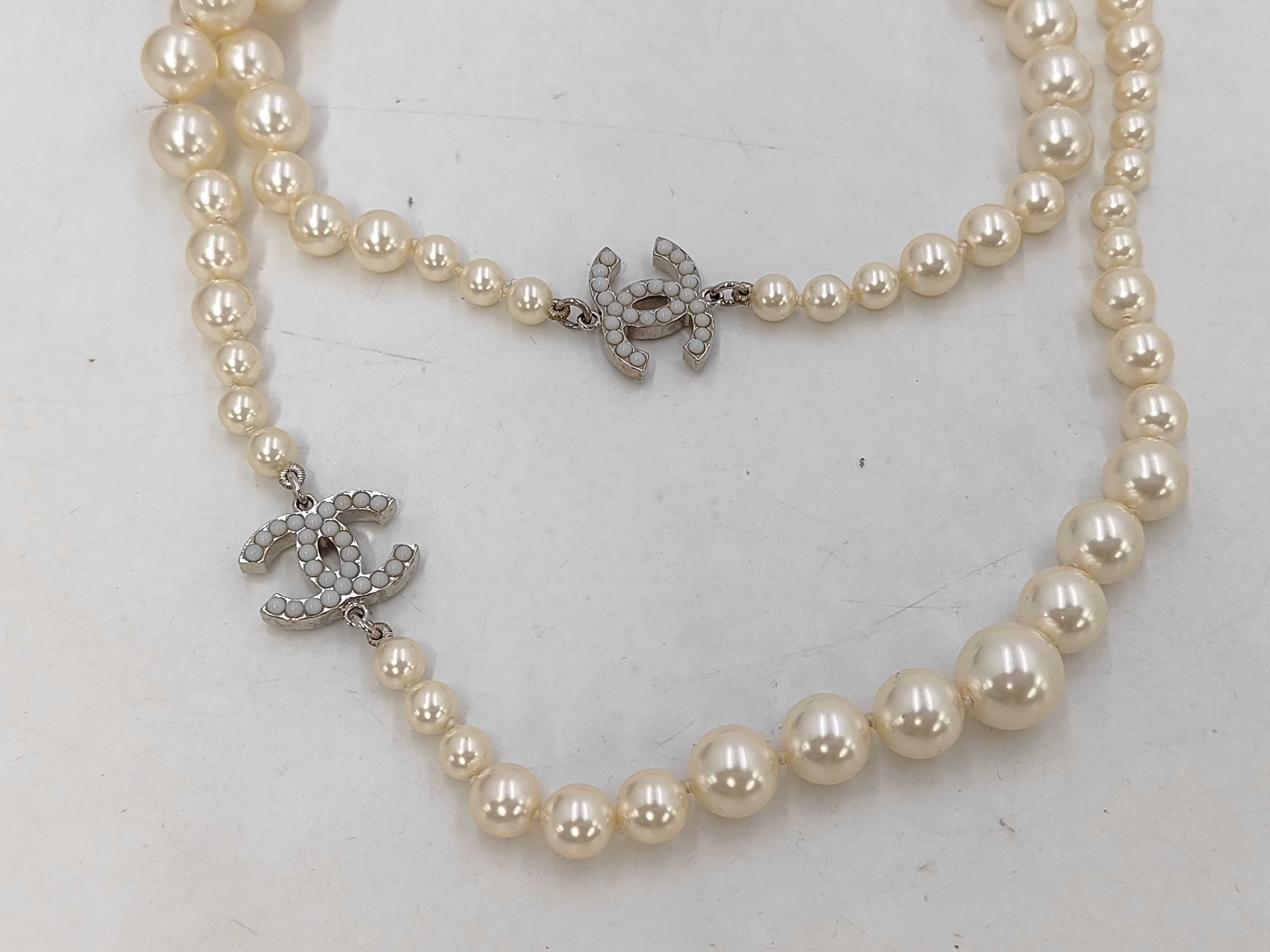 Pearl Necklace A12V — view 2