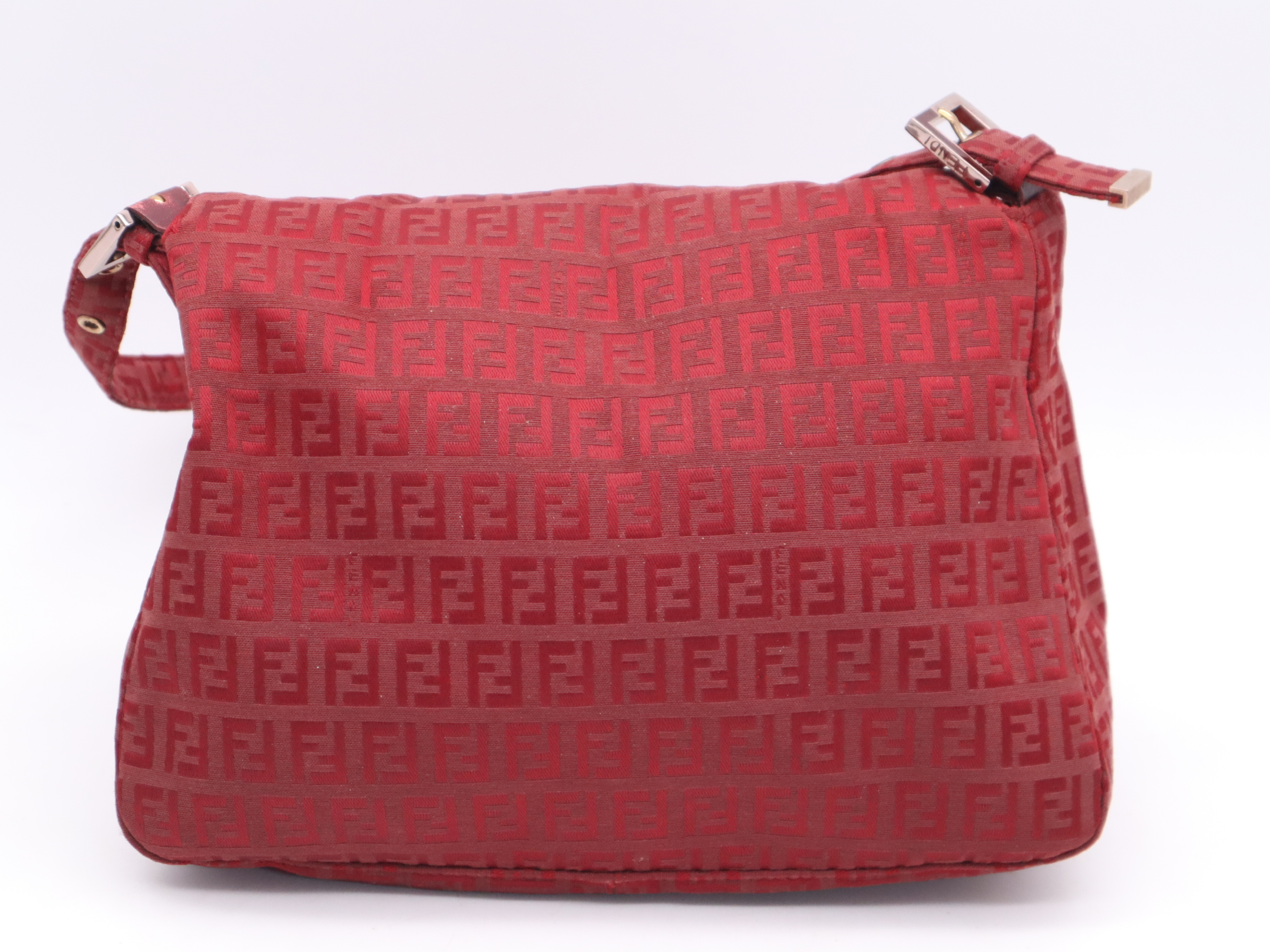 Canvas Zucchino Mamma Bucket Red Silver Hardware Shoulder Bag — view 2