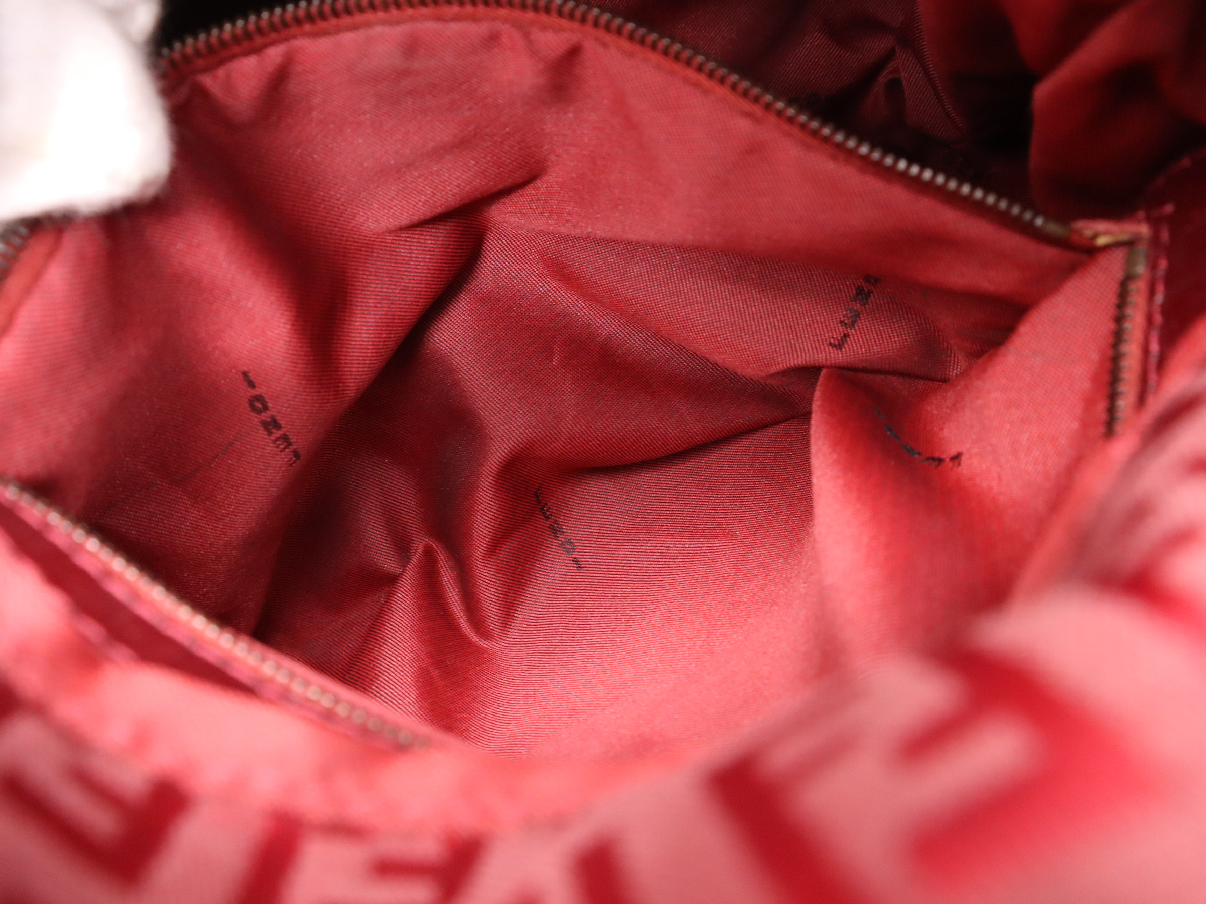 Canvas Zucchino Mamma Bucket Red Silver Hardware Shoulder Bag — view 14