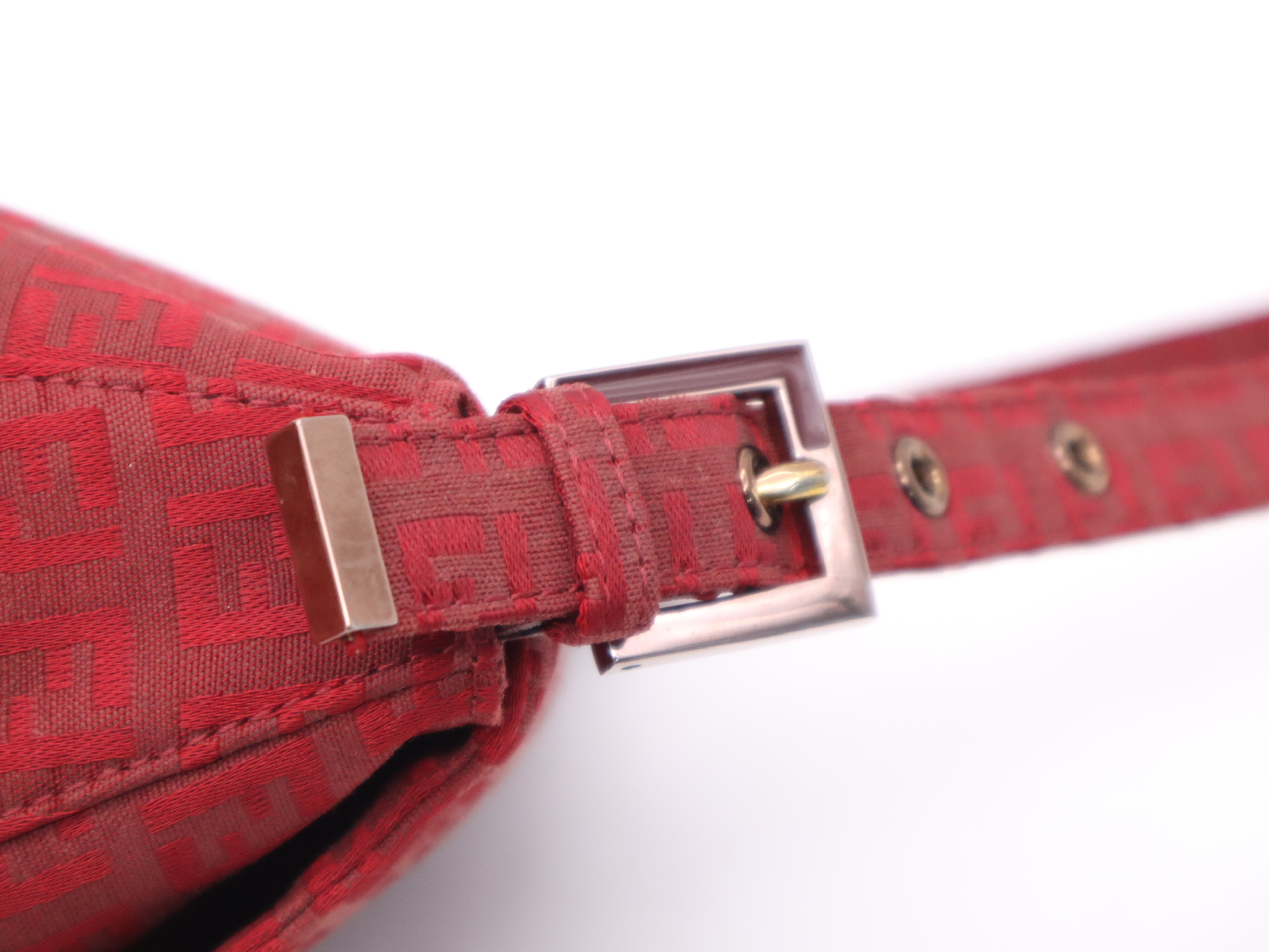 Canvas Zucchino Mamma Bucket Red Silver Hardware Shoulder Bag — view 7