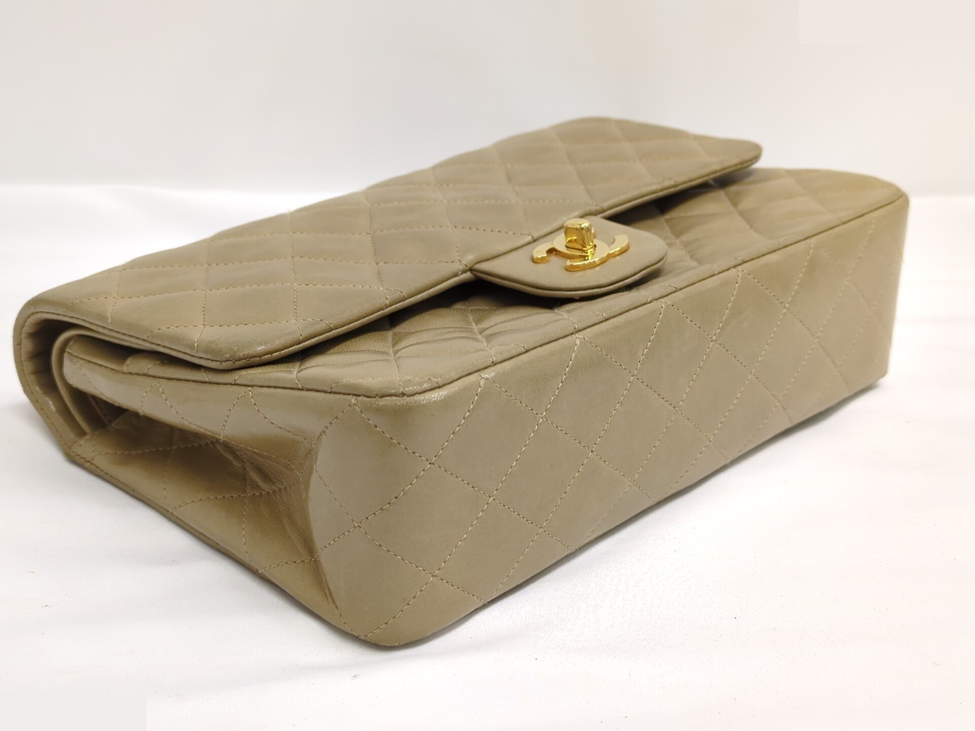 Icon Series (Bags) - Shoulder Bag — view 3
