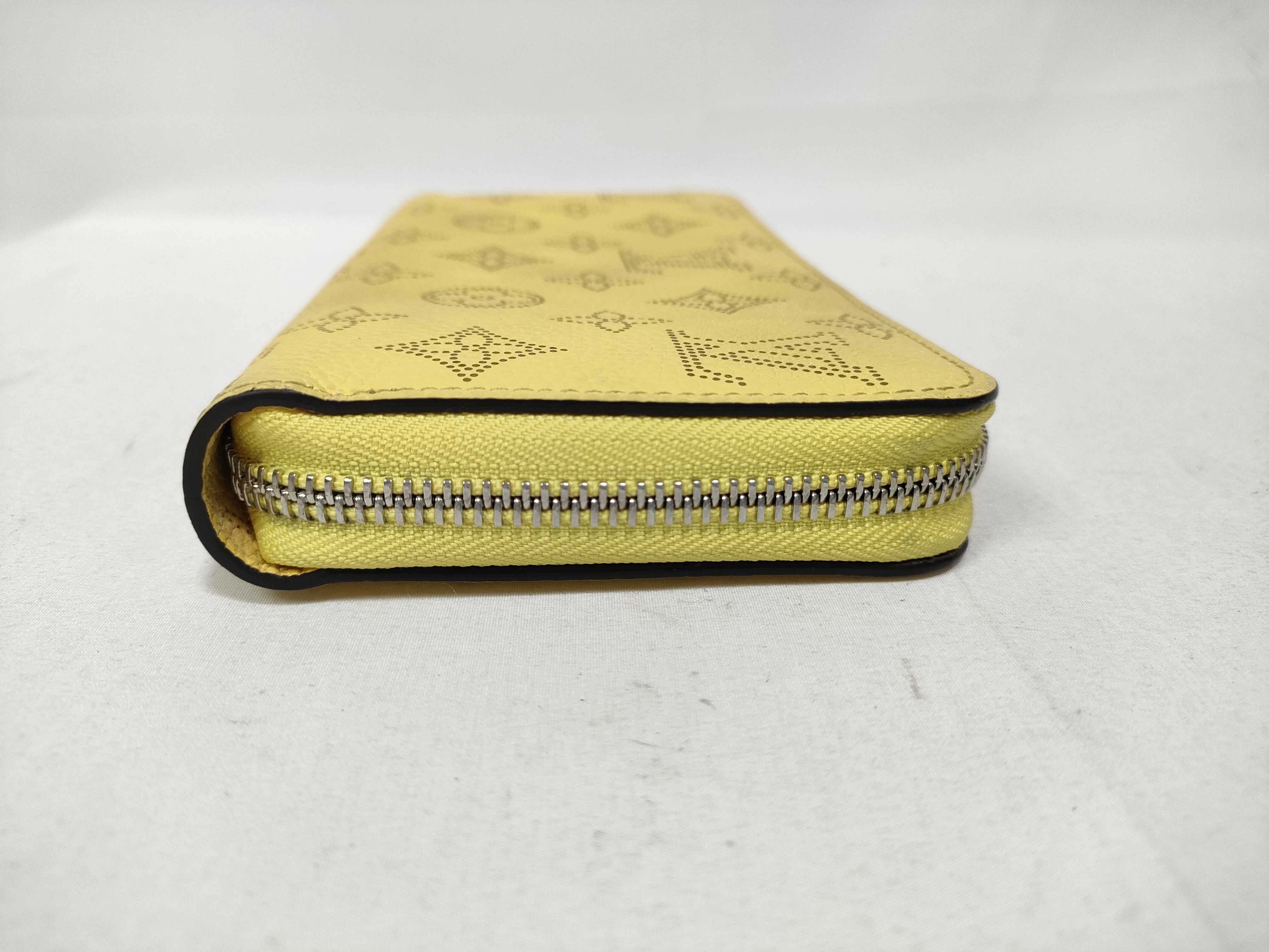 Mahina M82501 Zippy Wallet Mahina RFID Wallet — view 4