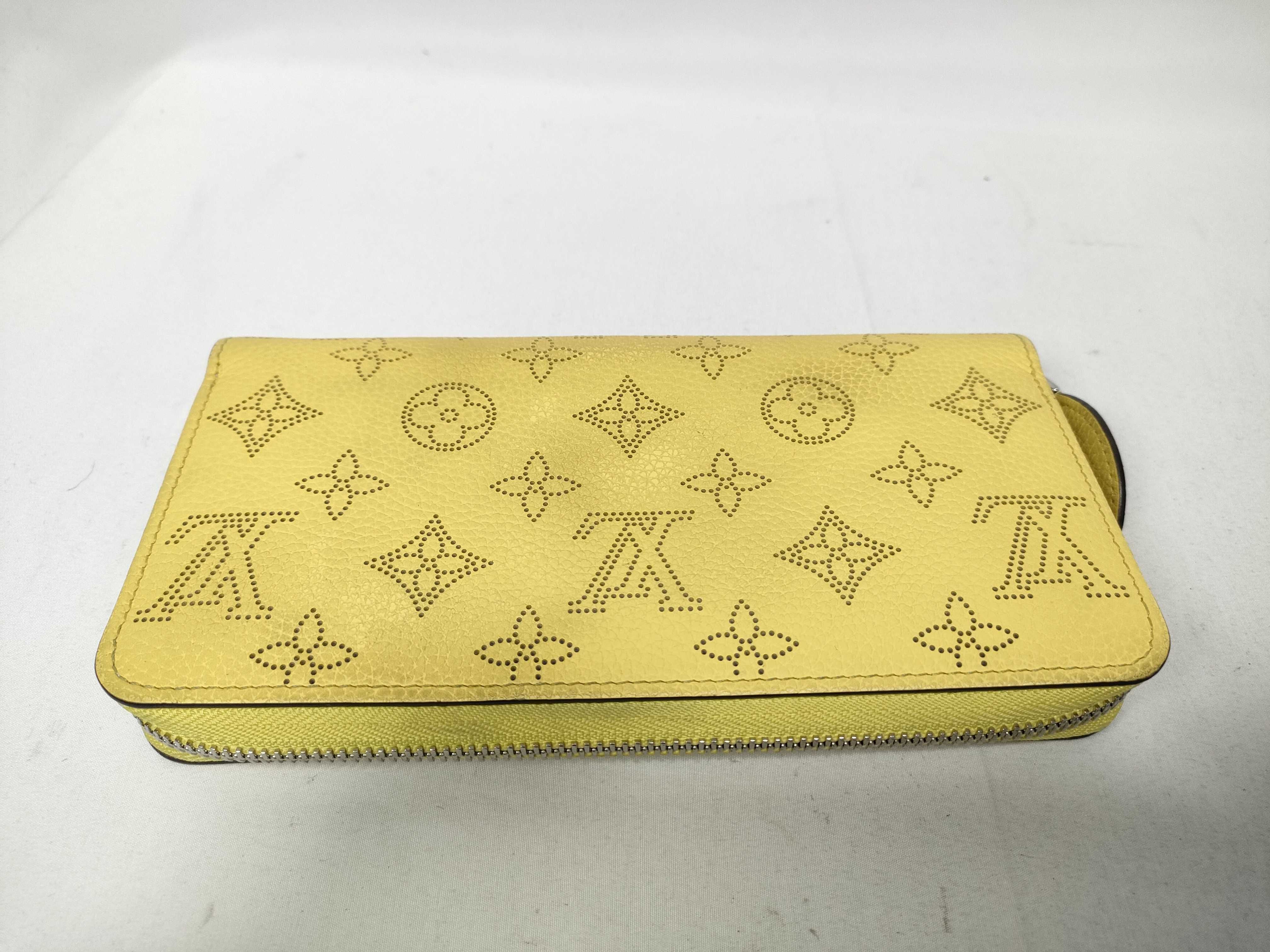Mahina M82501 Zippy Wallet Mahina RFID Wallet — view 9