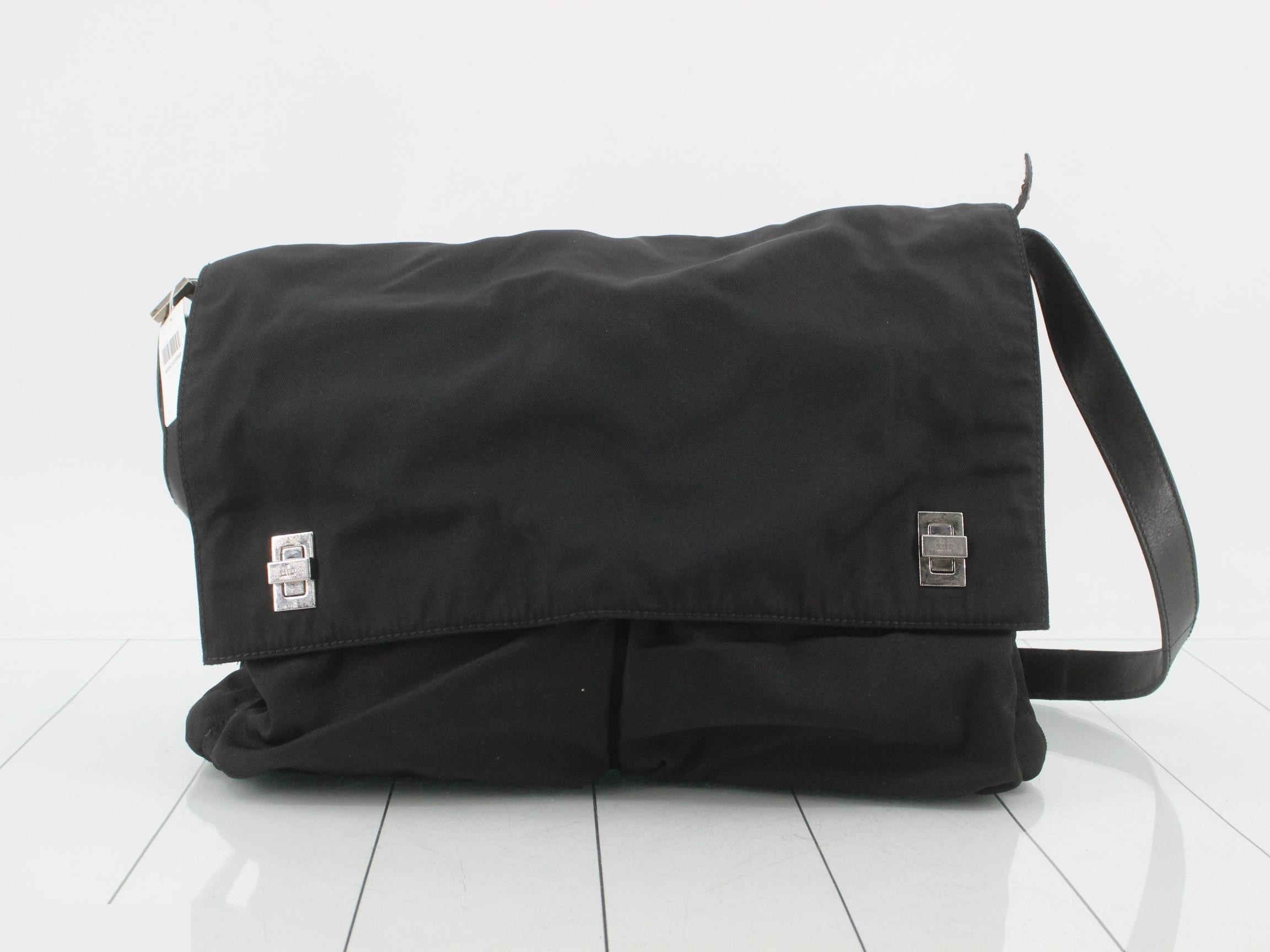 shoulder bag
