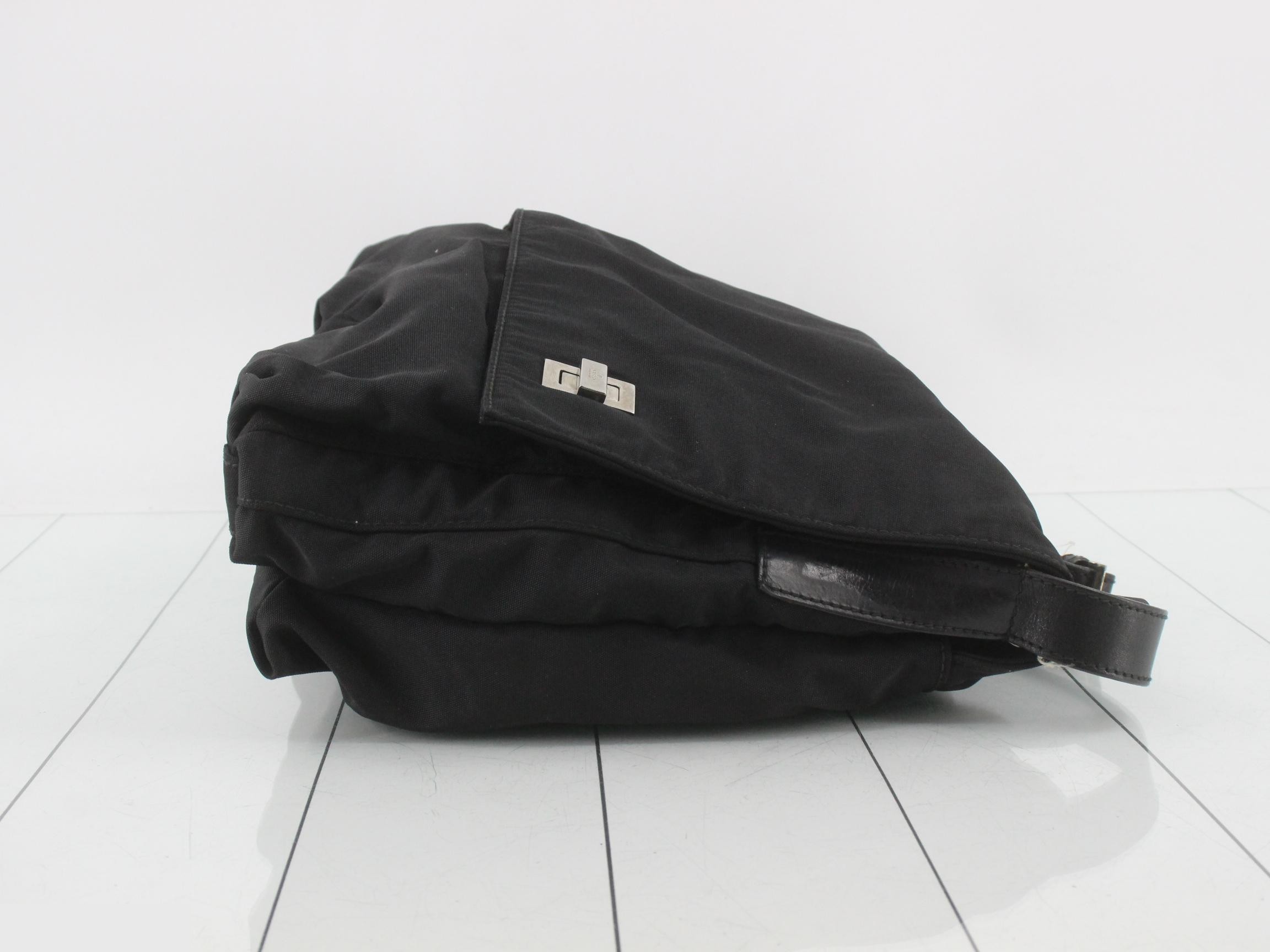 shoulder bag — view 3