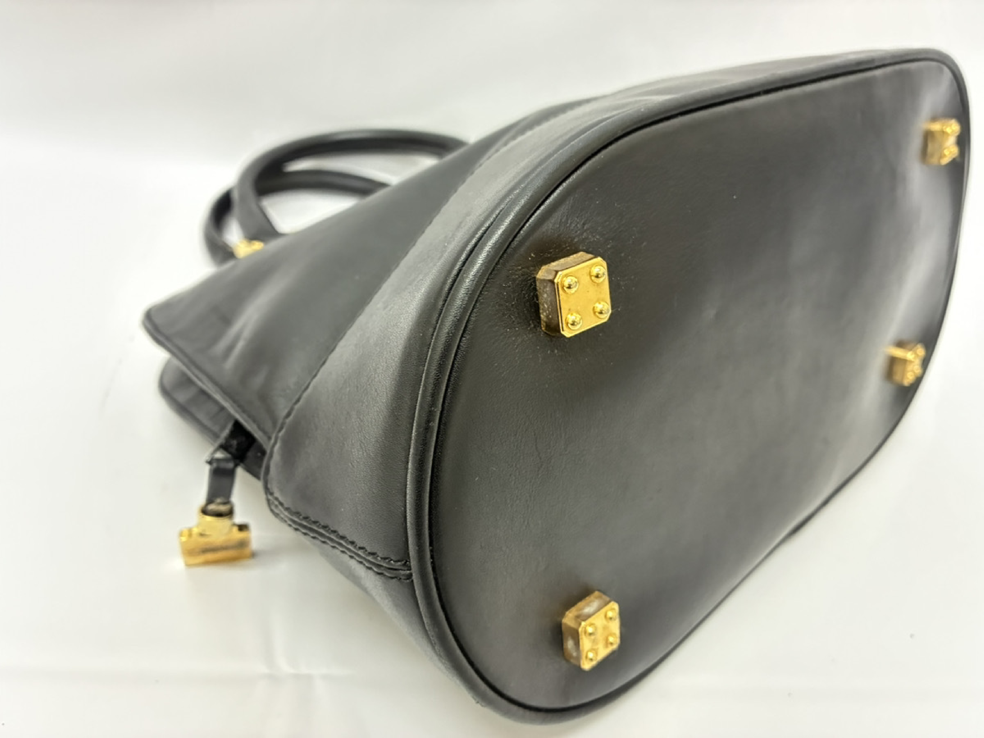 handbag, leather/black handbag — view 3