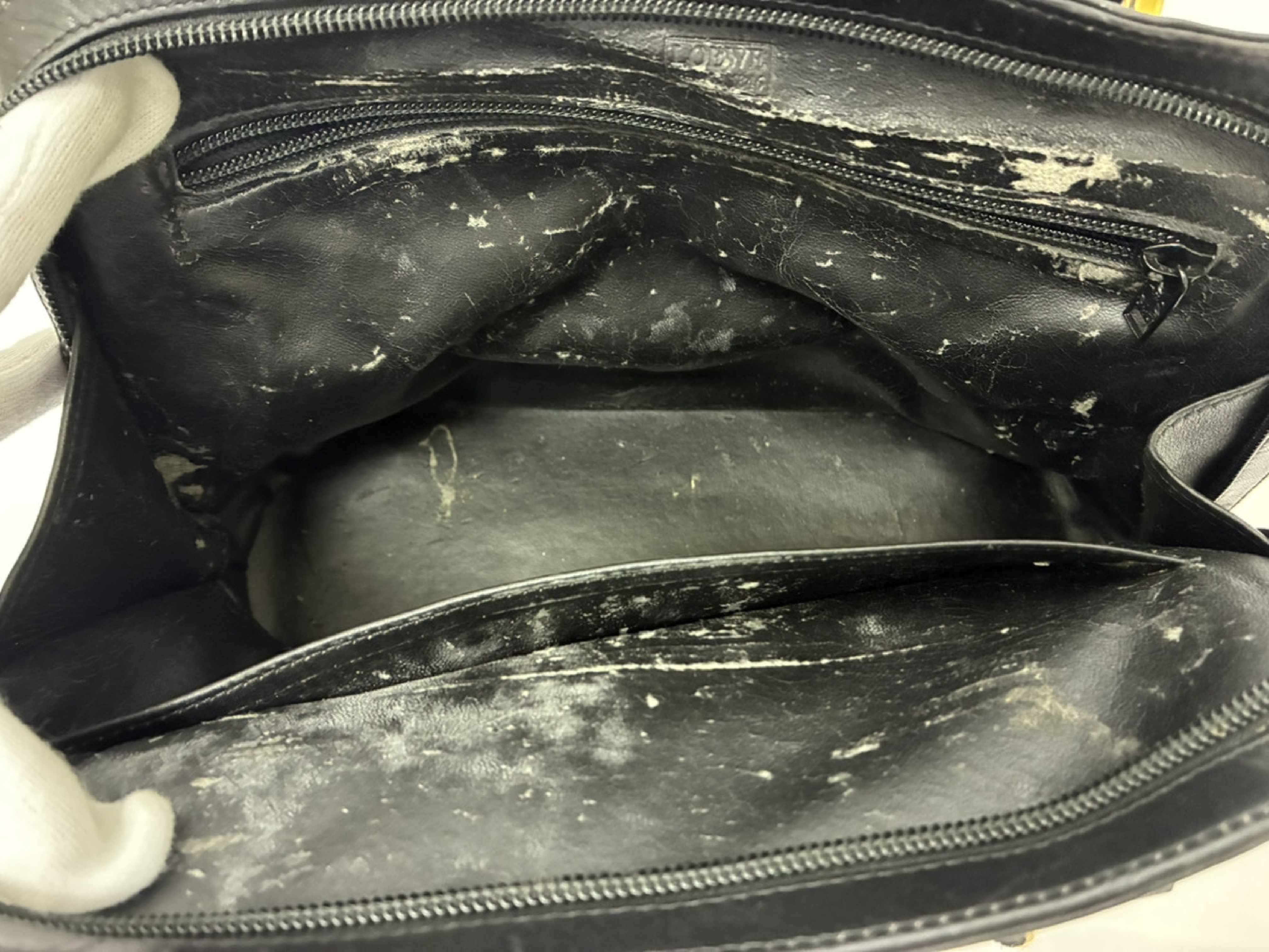 handbag, leather/black handbag — view 8
