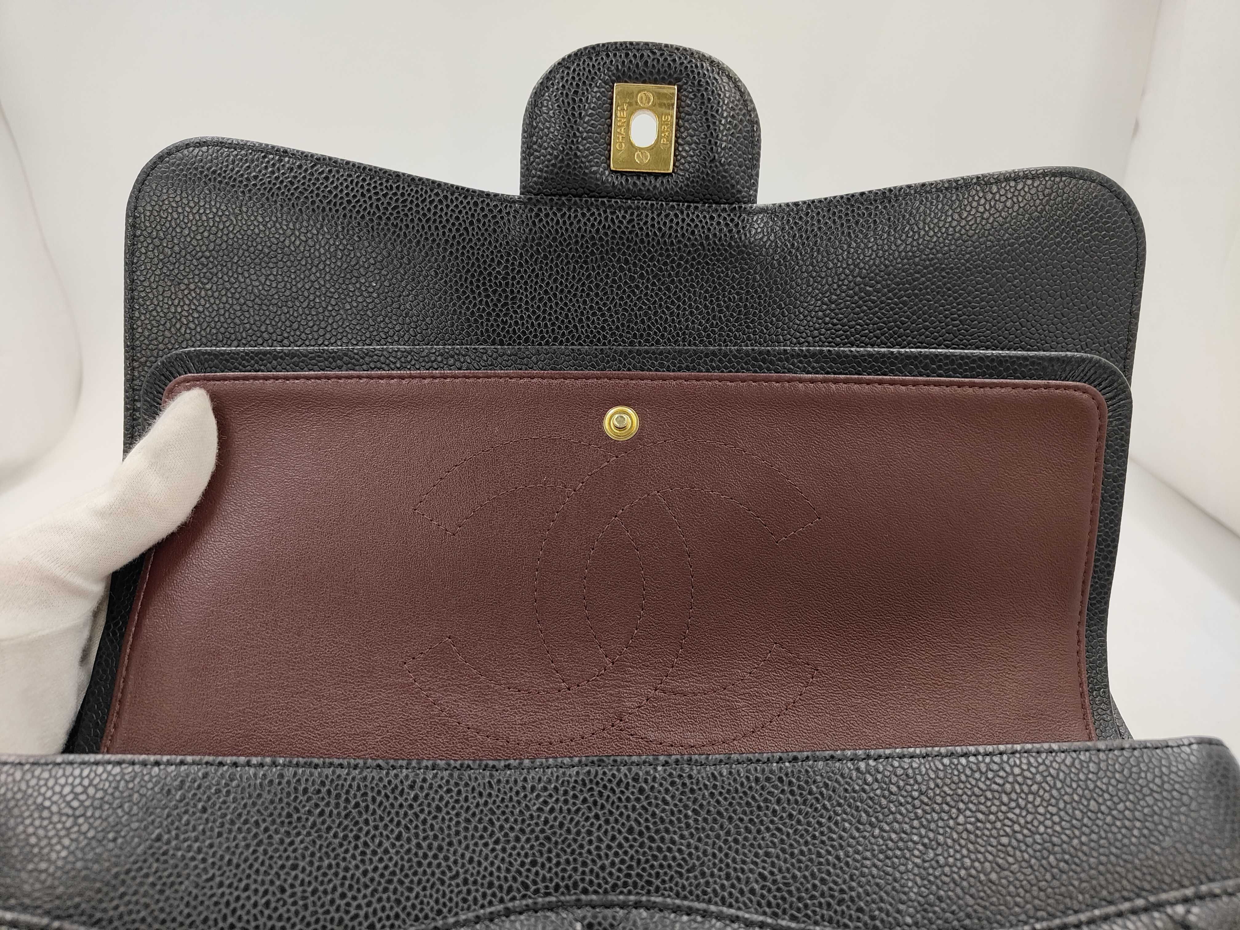 CF Jumbo Chain Shoulder Bag — view 8