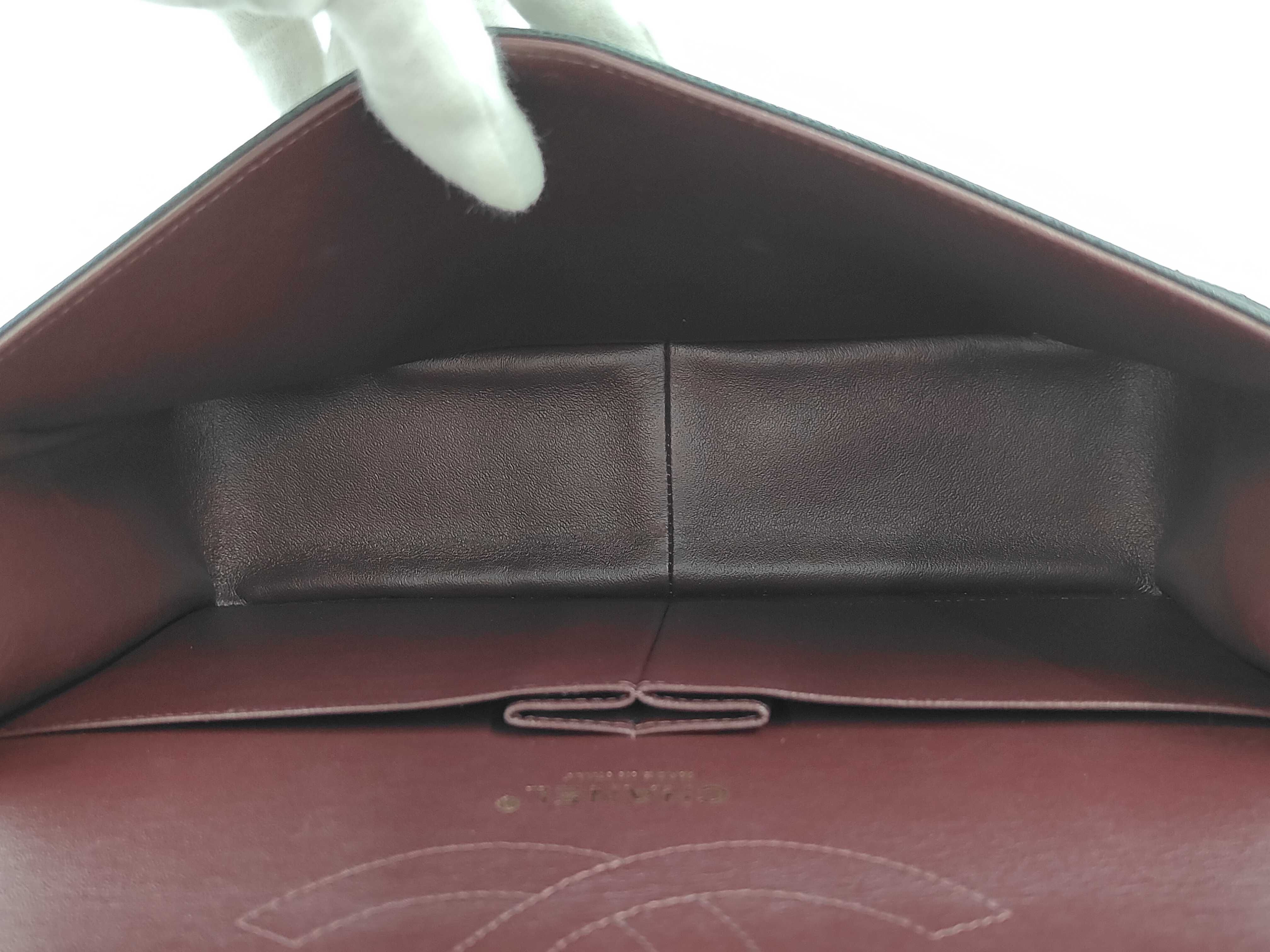 CF Jumbo Chain Shoulder Bag — view 9
