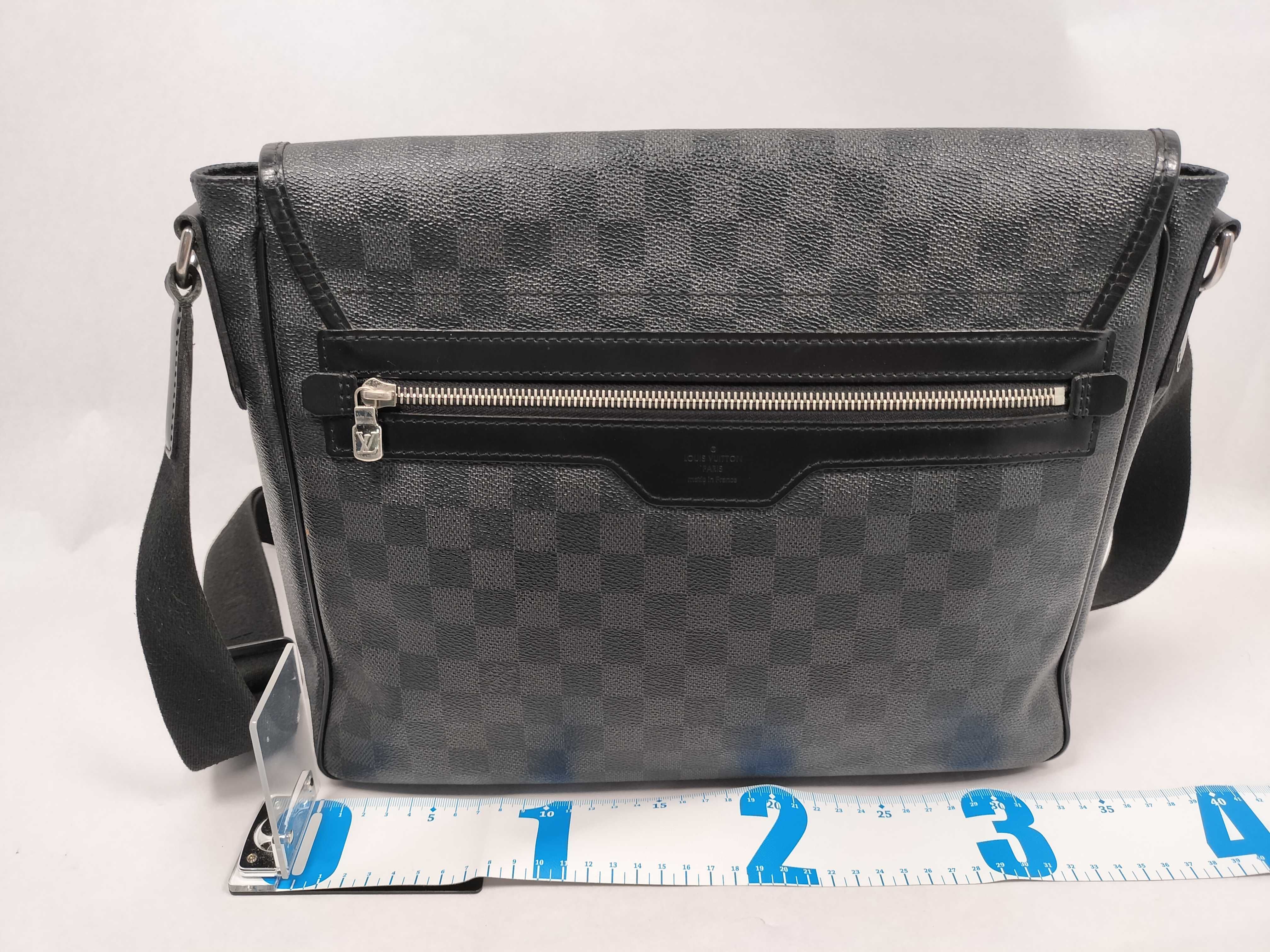 Damier Graphite Louis Vuitton Shoulder Bag — view 2