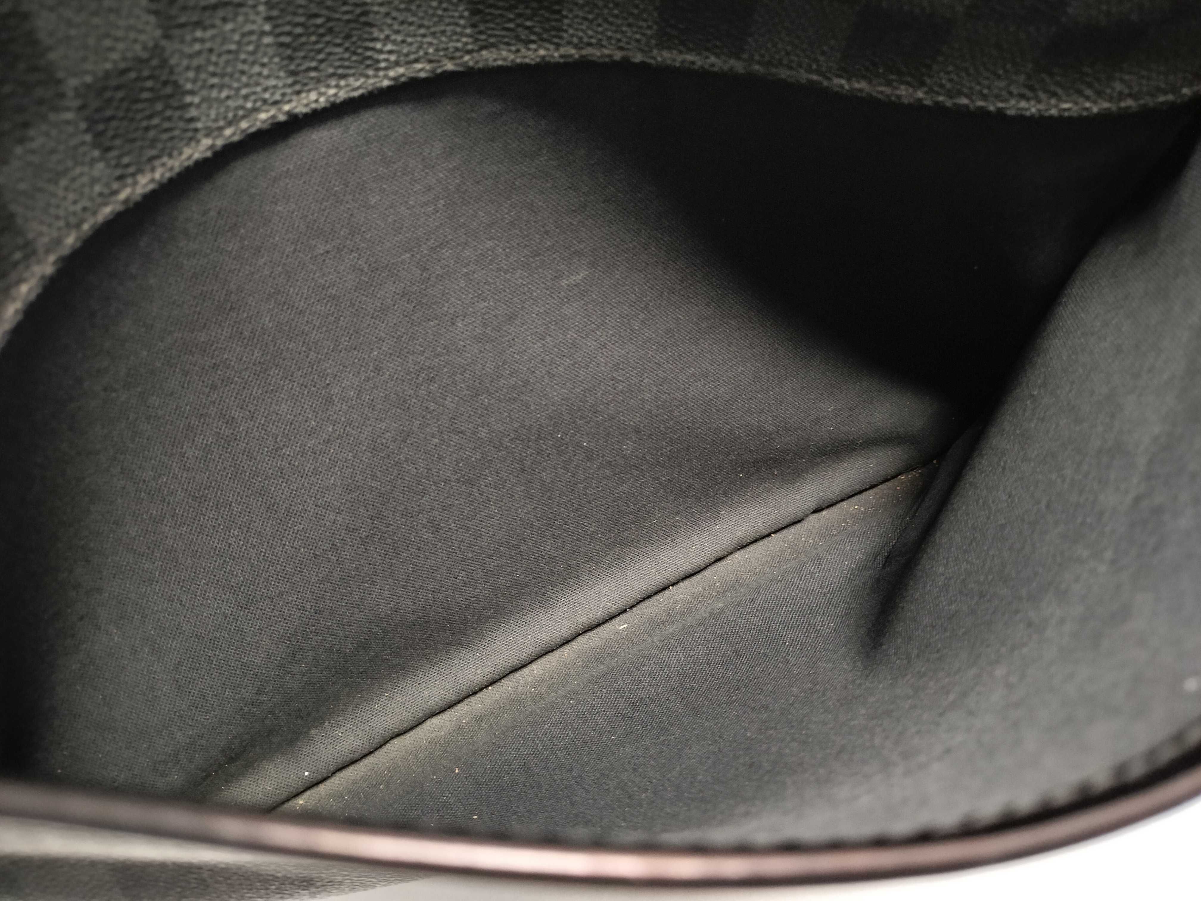 Damier Graphite Louis Vuitton Shoulder Bag — view 12