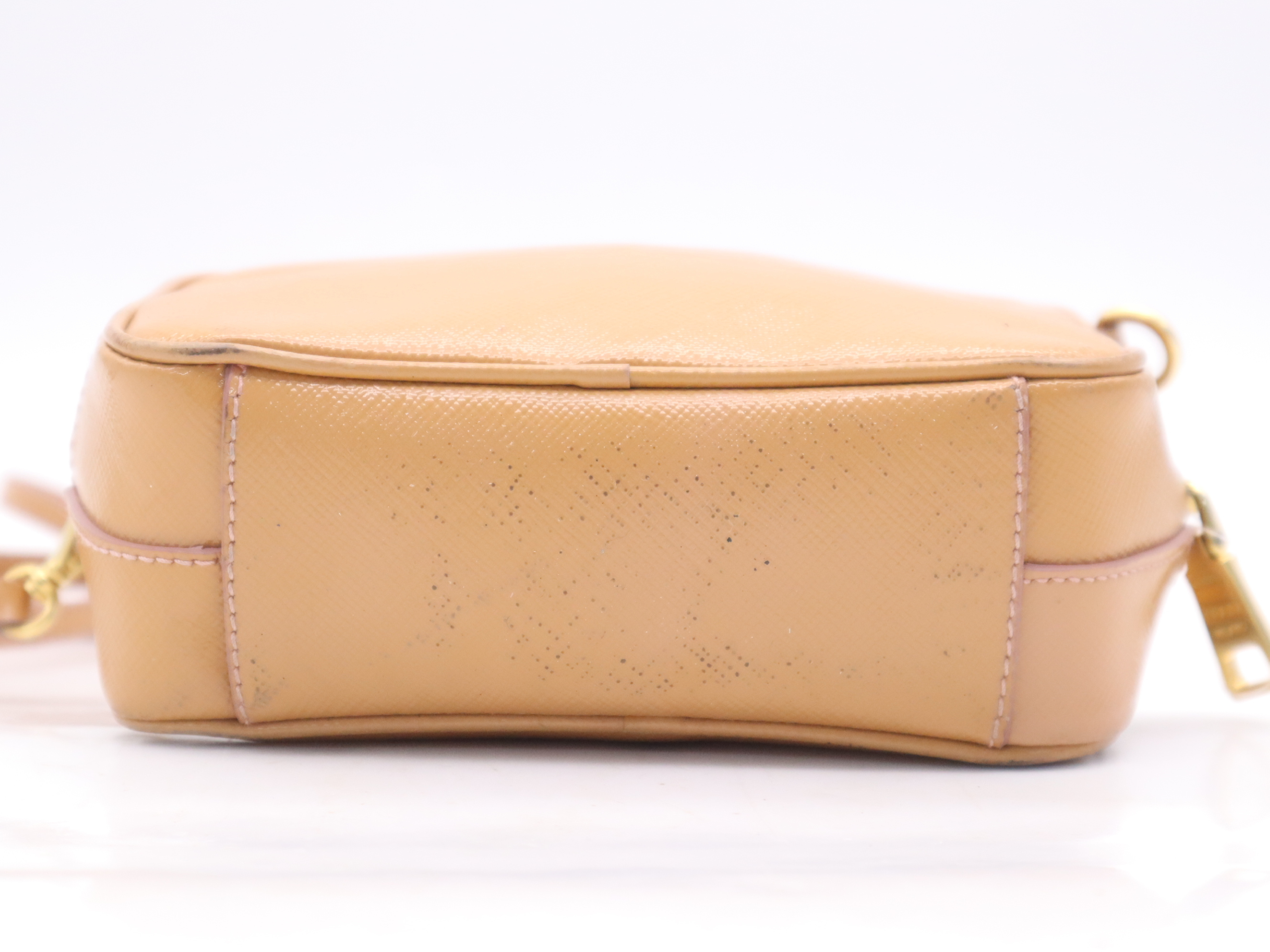 Saffiano Vernice Ribbon Camera Bag, Beige, Gold Hardware, with Shoulder Strap, Shoulder Bag — view 4