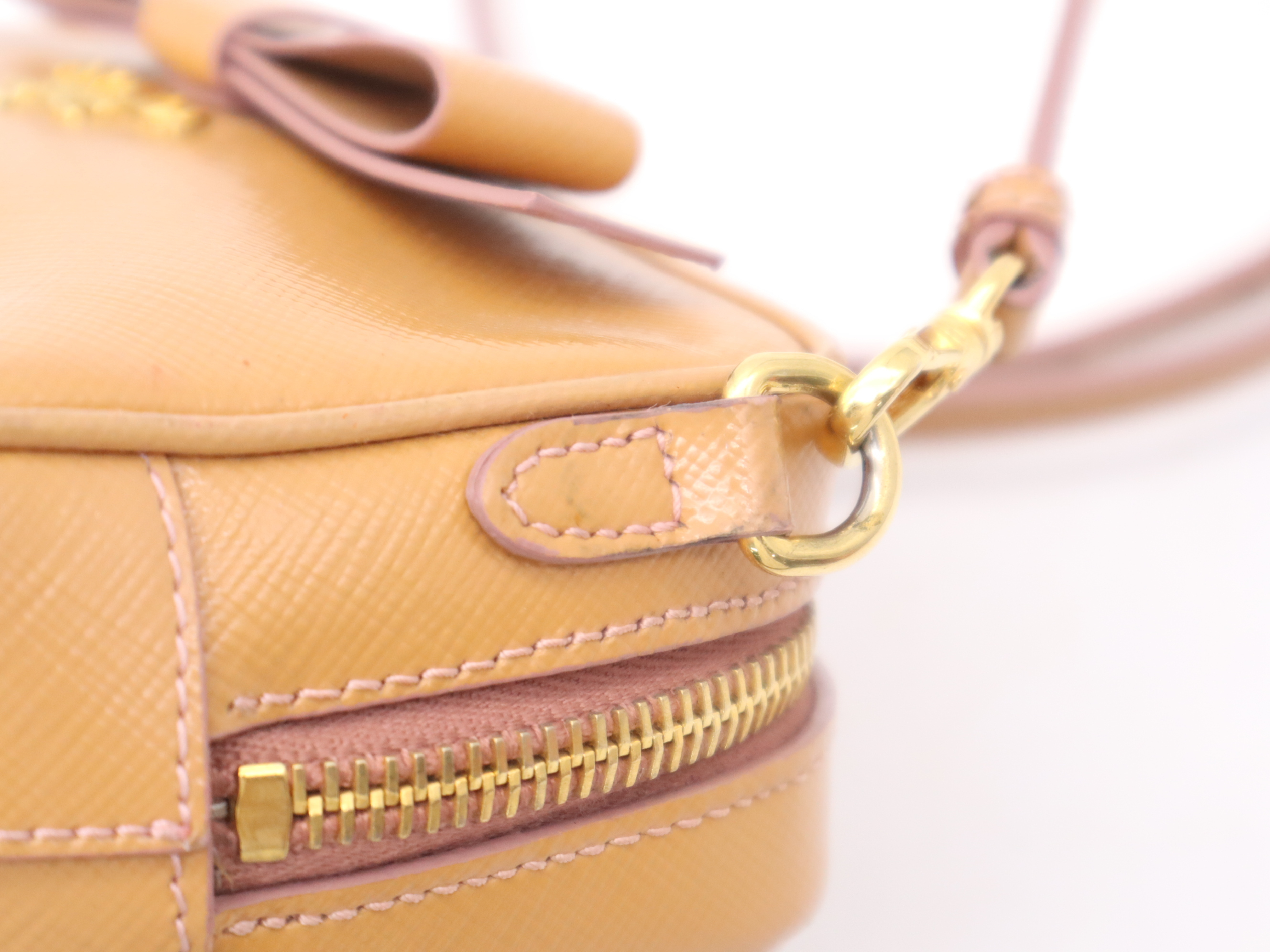 Saffiano Vernice Ribbon Camera Bag, Beige, Gold Hardware, with Shoulder Strap, Shoulder Bag — view 7