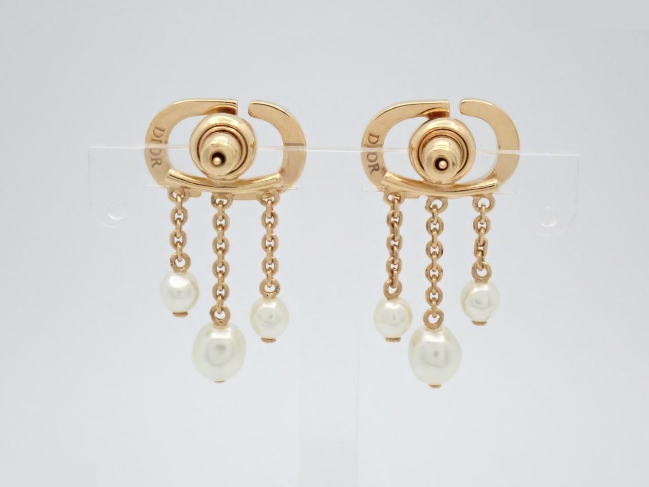 Gold earrings — view 2