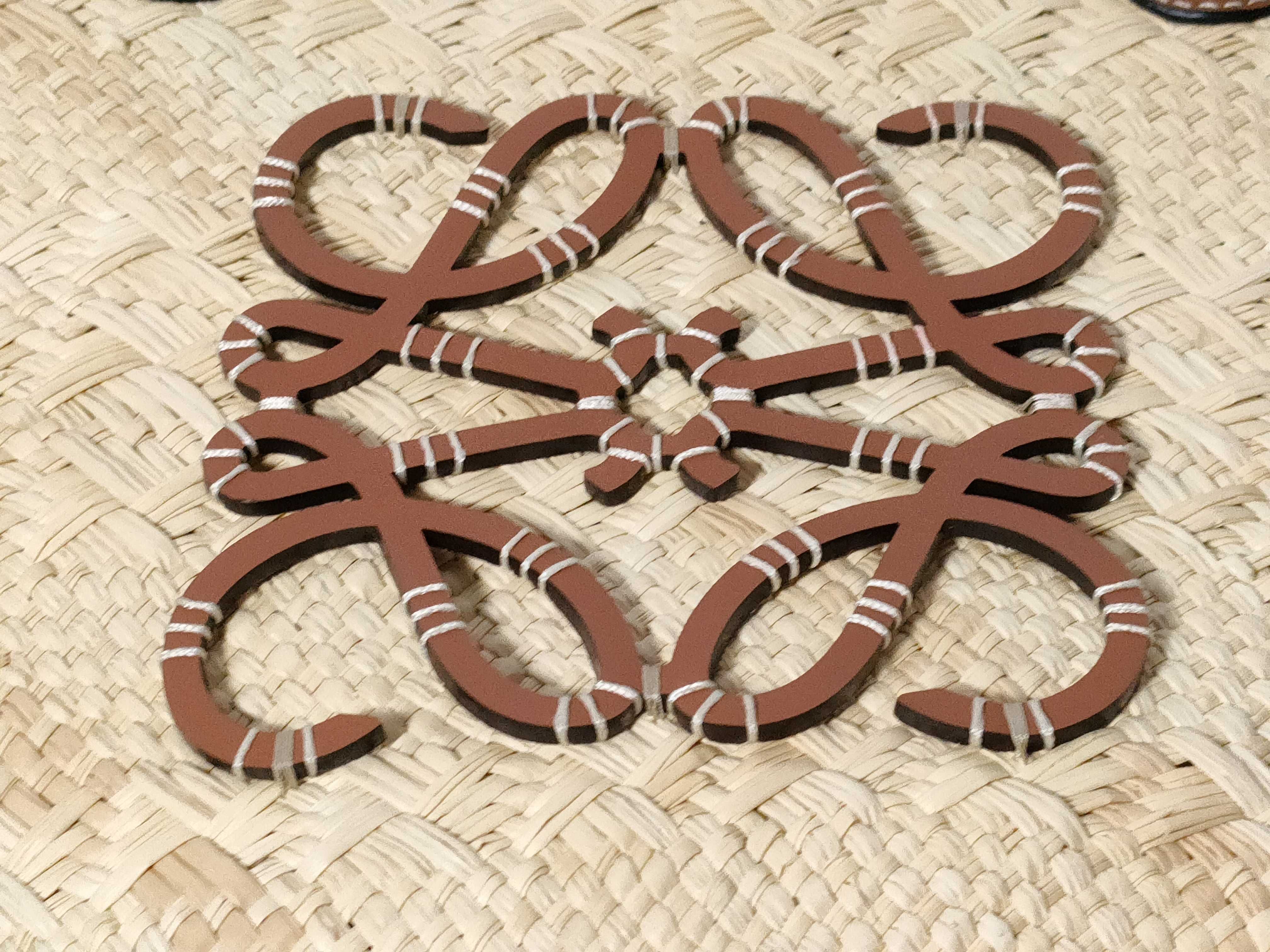 Anagram Basket Tote Bag C822Q29X — view 9