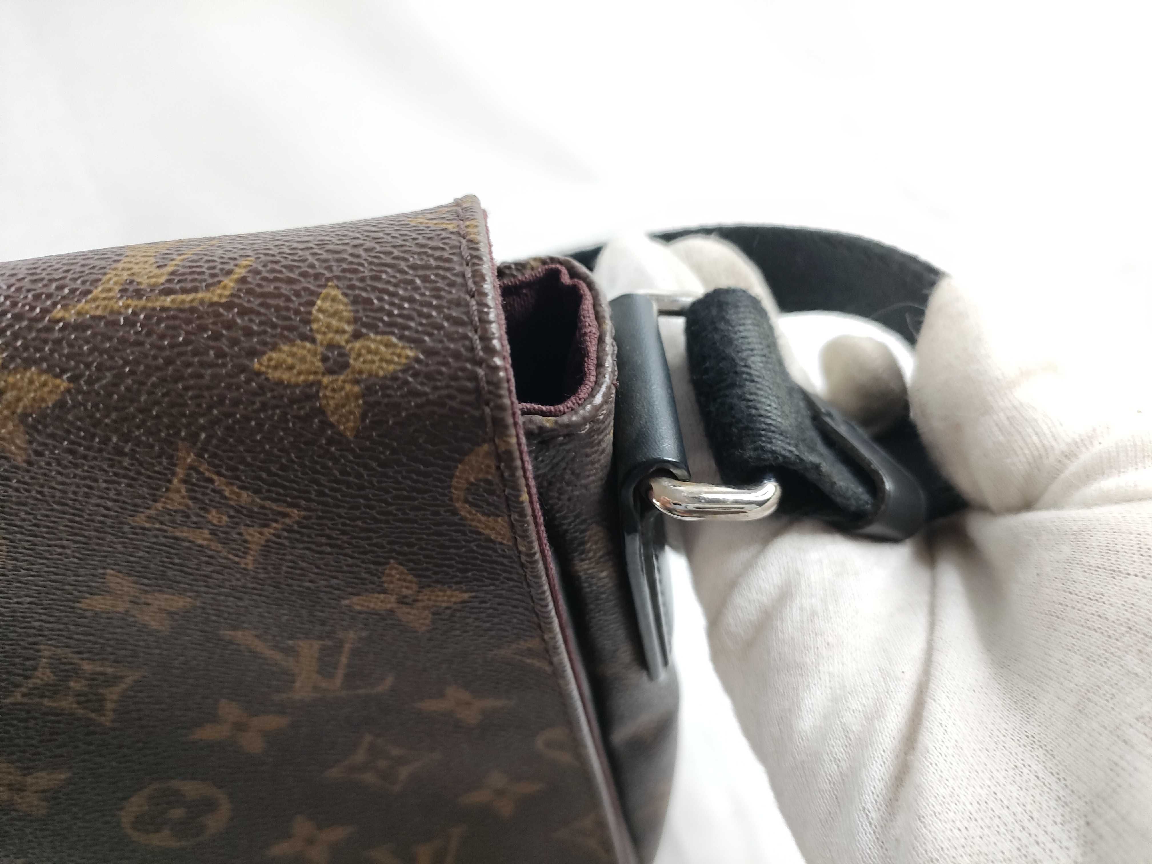 Monogram ID - Monogram Canvas Macassar District PM M40935 CA4124 Shoulder Bag — view 8