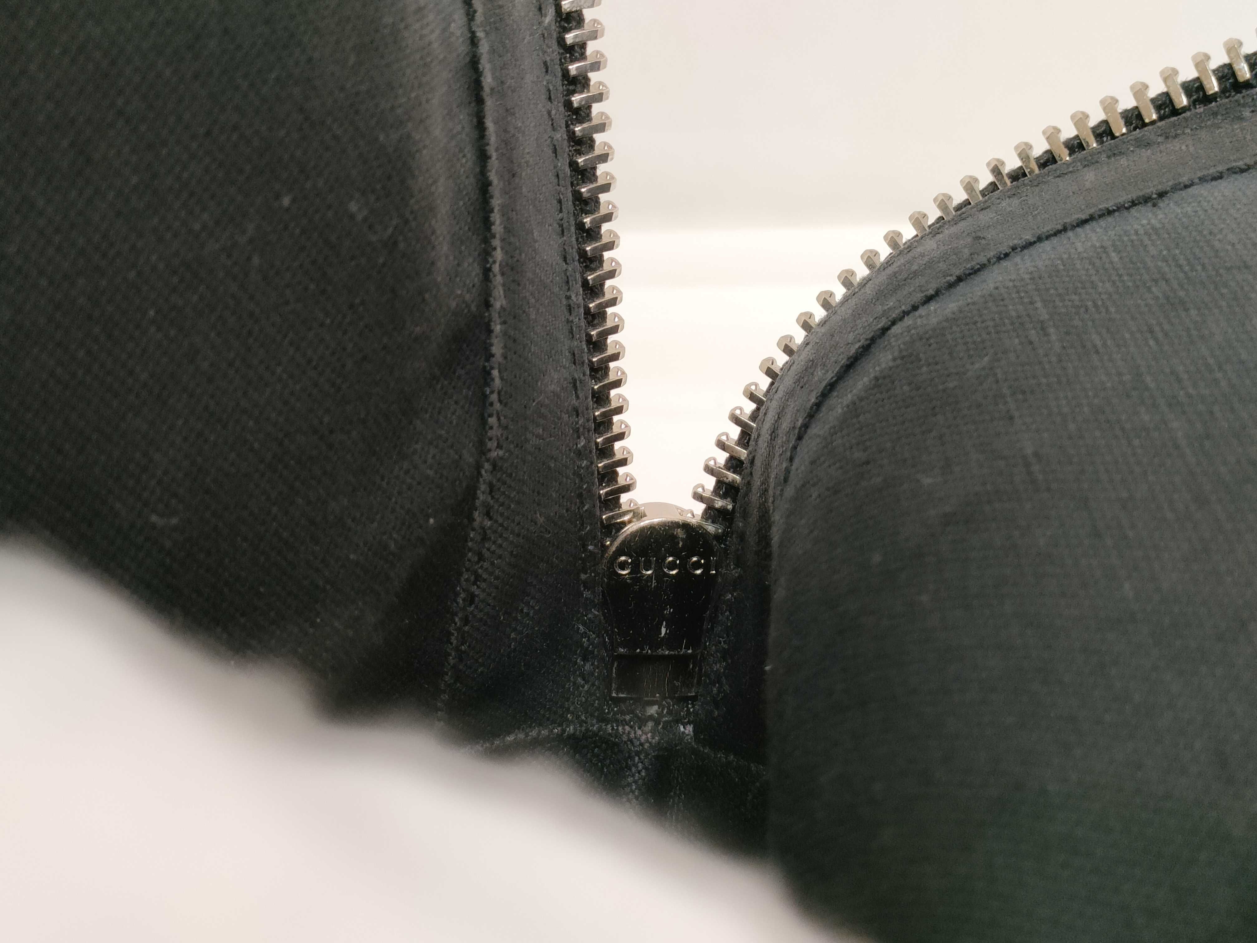 GG Supreme Body Bag 478325 Shoulder Bag — view 13