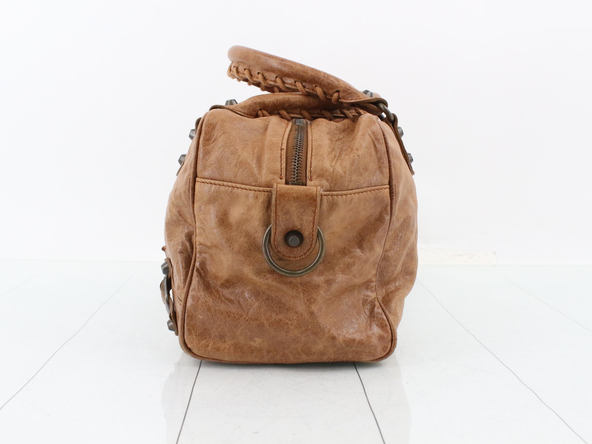 Classic handbag — view 3