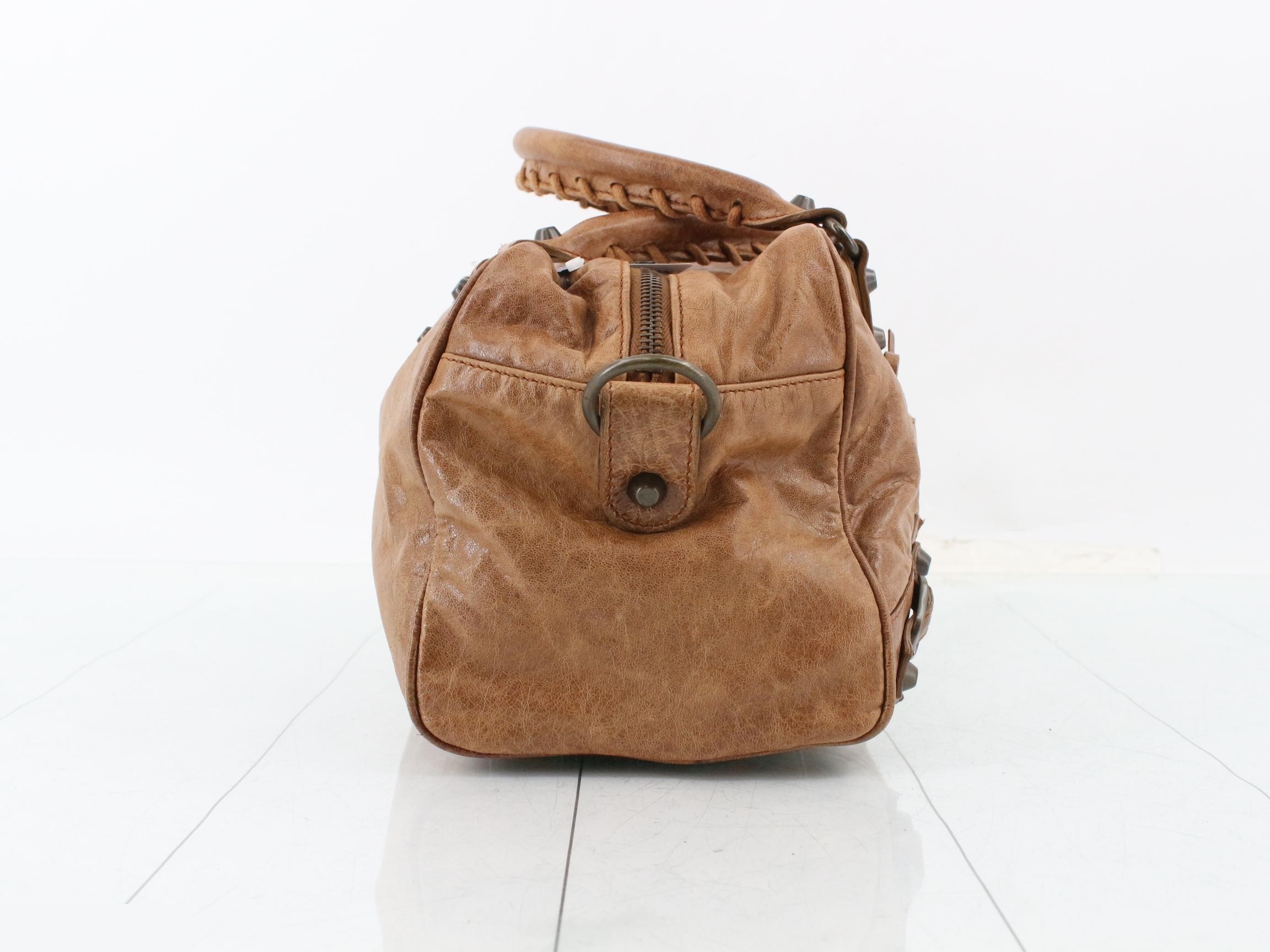 Classic handbag — view 4