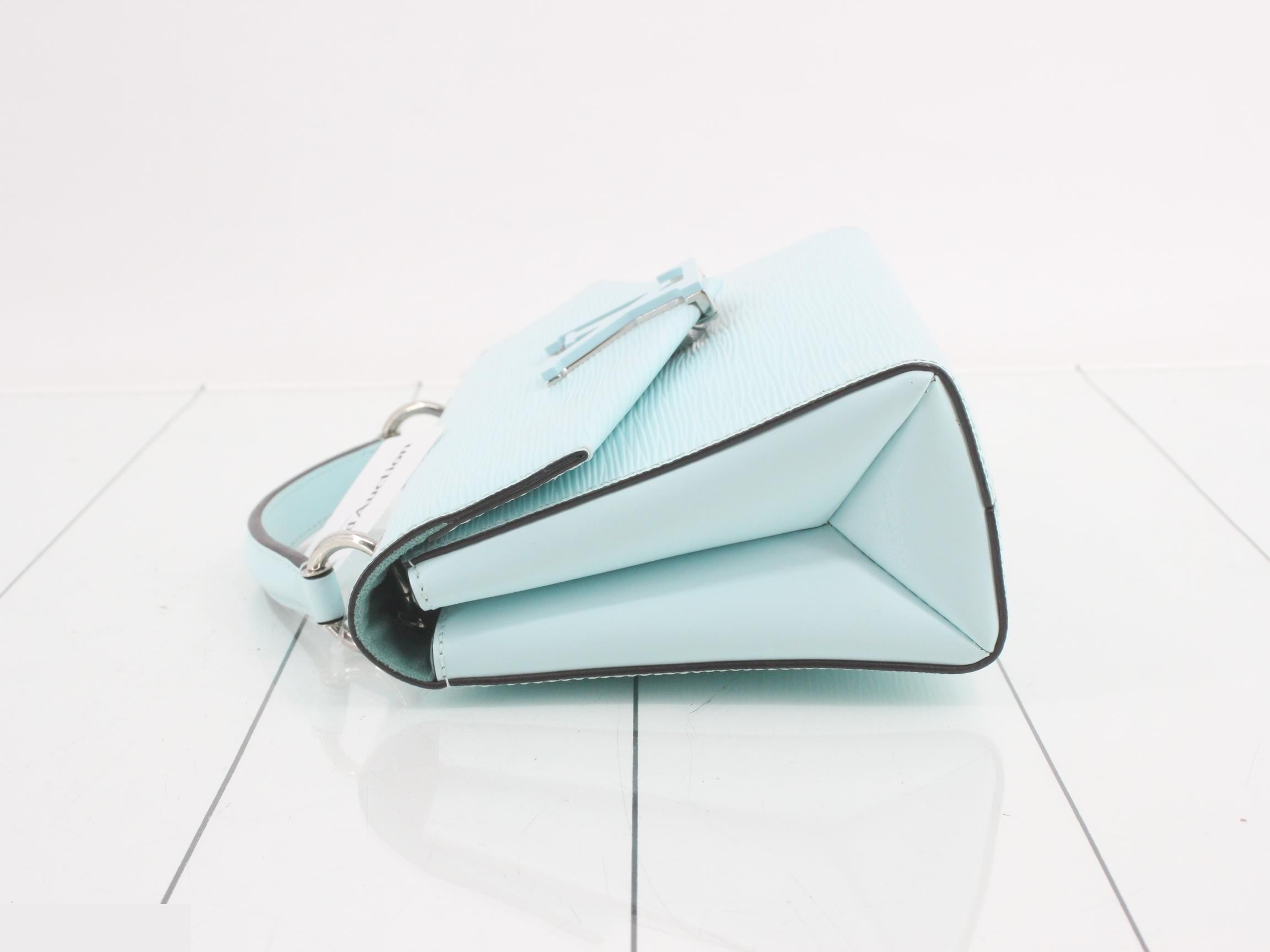 Epi Pochette Grenelle PM Seaside 2-Way Handbag — view 4