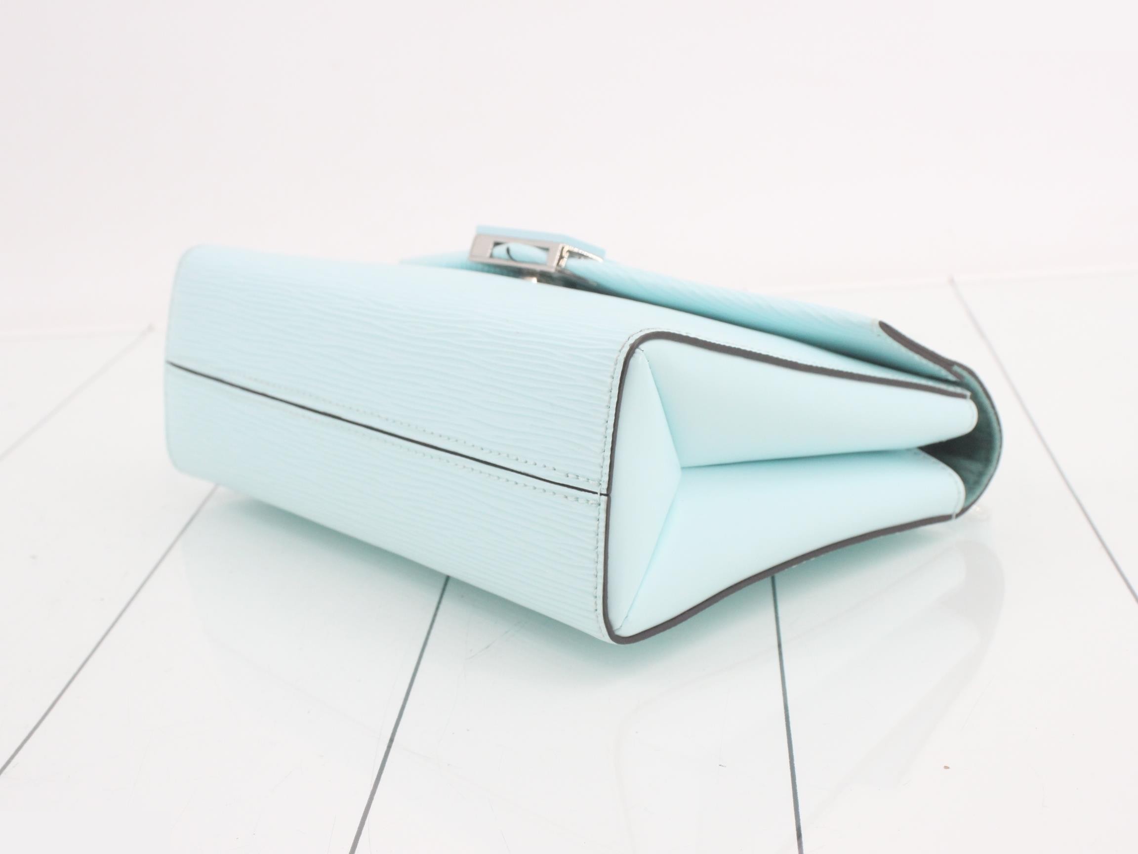Epi Pochette Grenelle PM Seaside 2-Way Handbag — view 6
