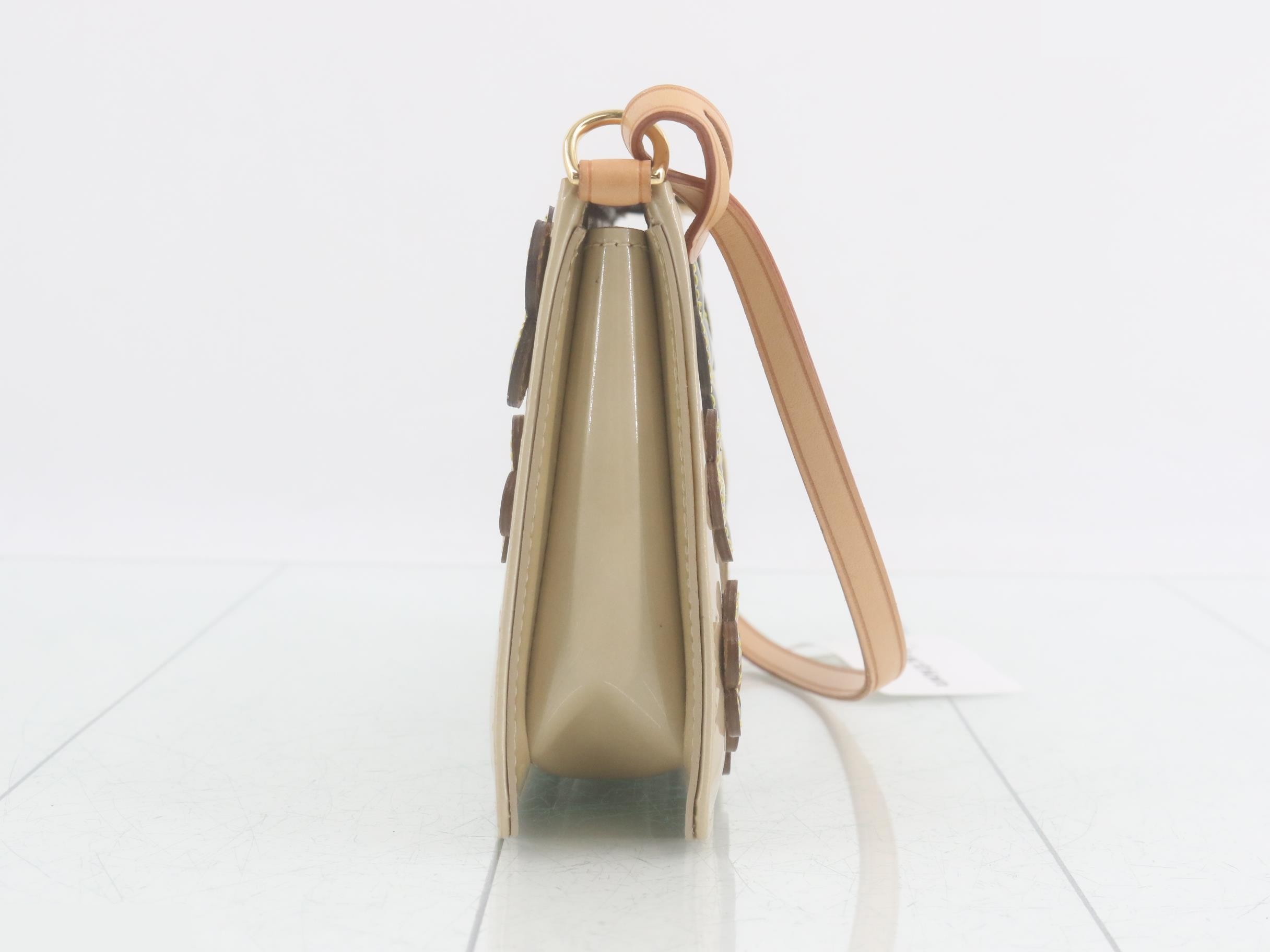 Flower Lexington Beige — view 3