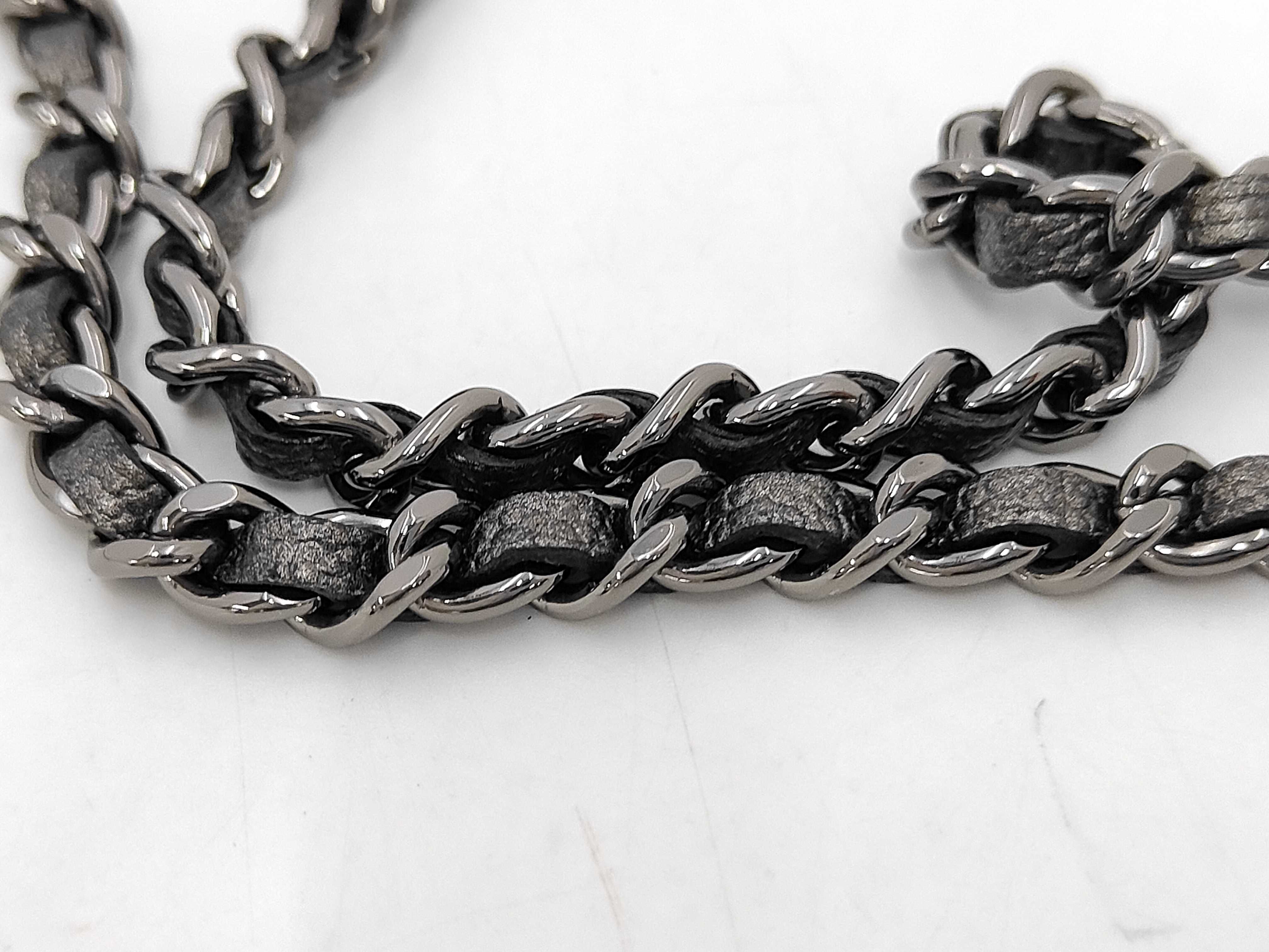 Chain Shoulder Bag — view 4
