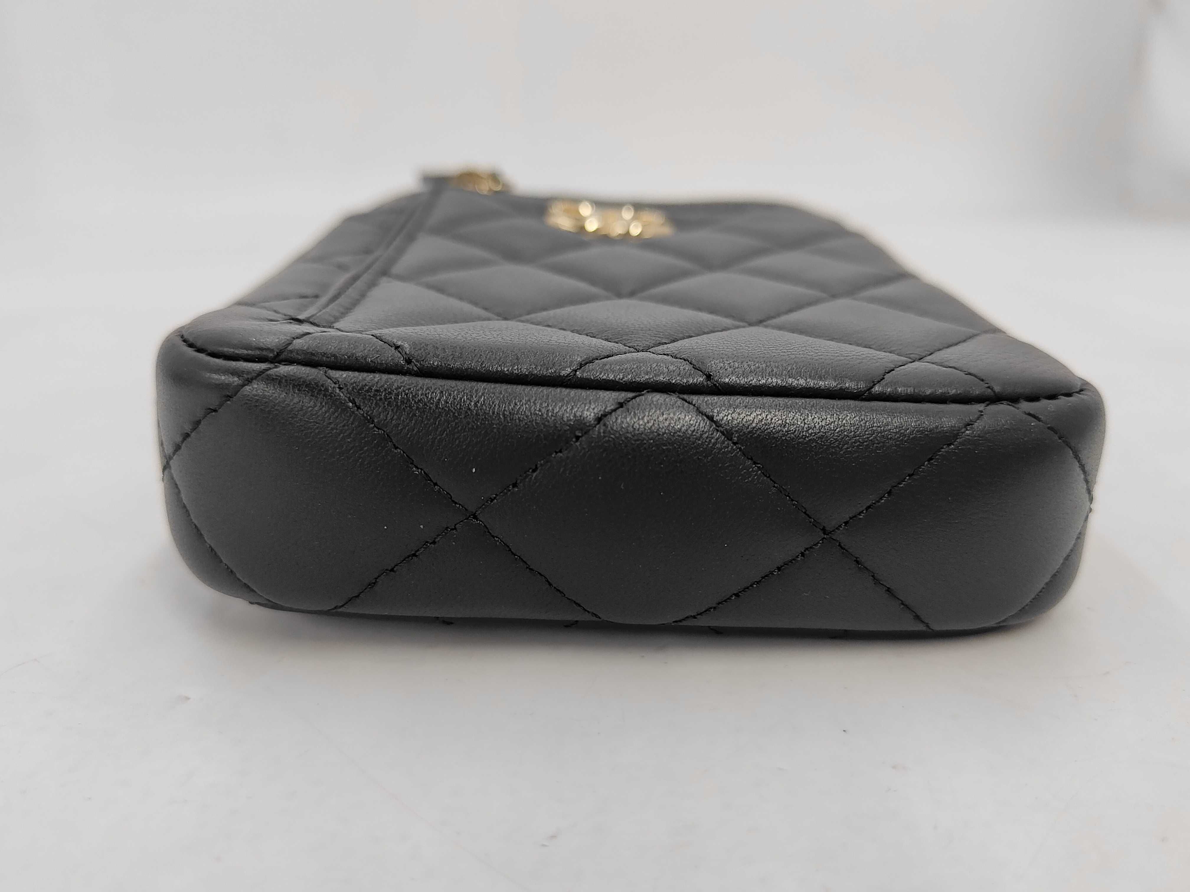 Matelassé Phone Pouch AP3739 Shoulder Bag, Lambskin/Leather, Black, Women's Shoulder Bag — view 3