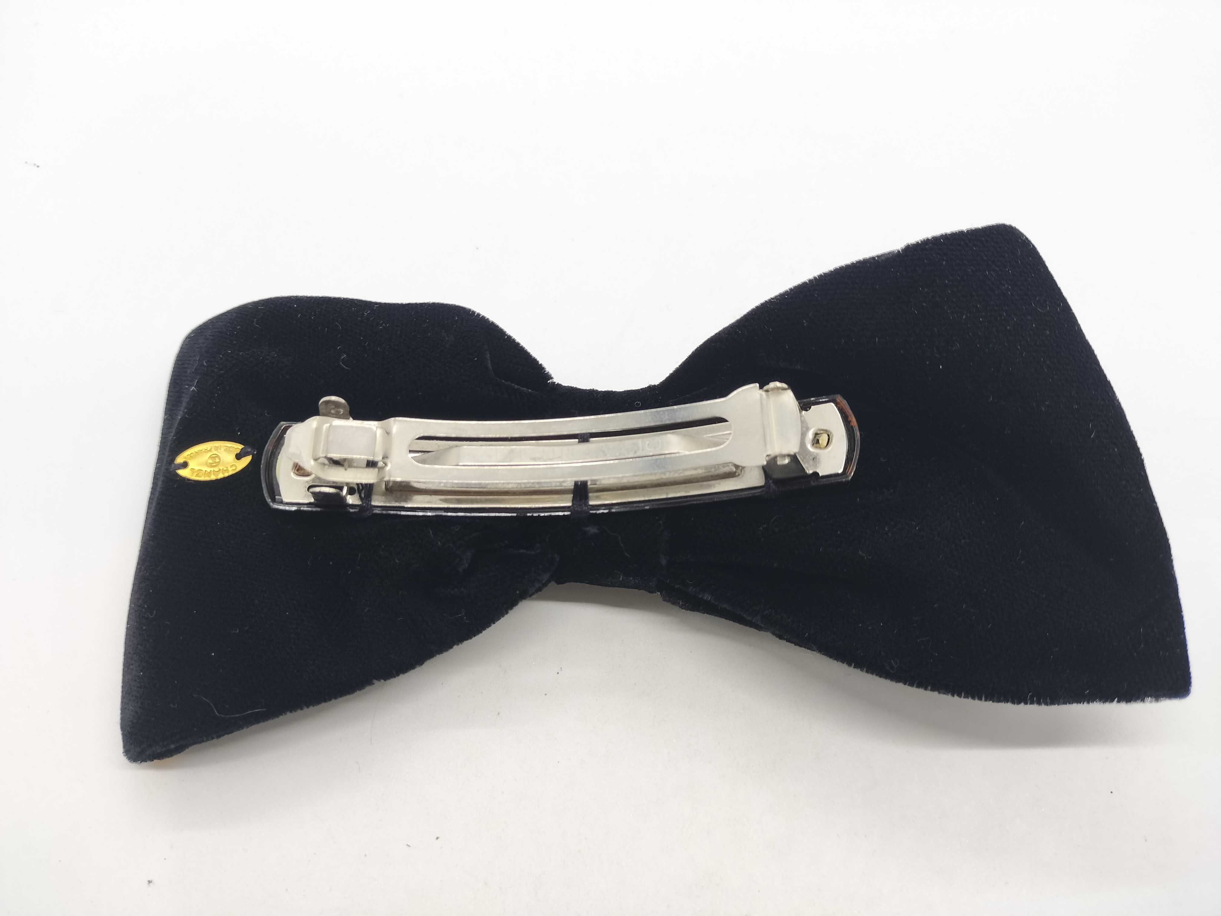 Barrette Ribbon Coco Mark Black Velvet Hair Accessory — view 2